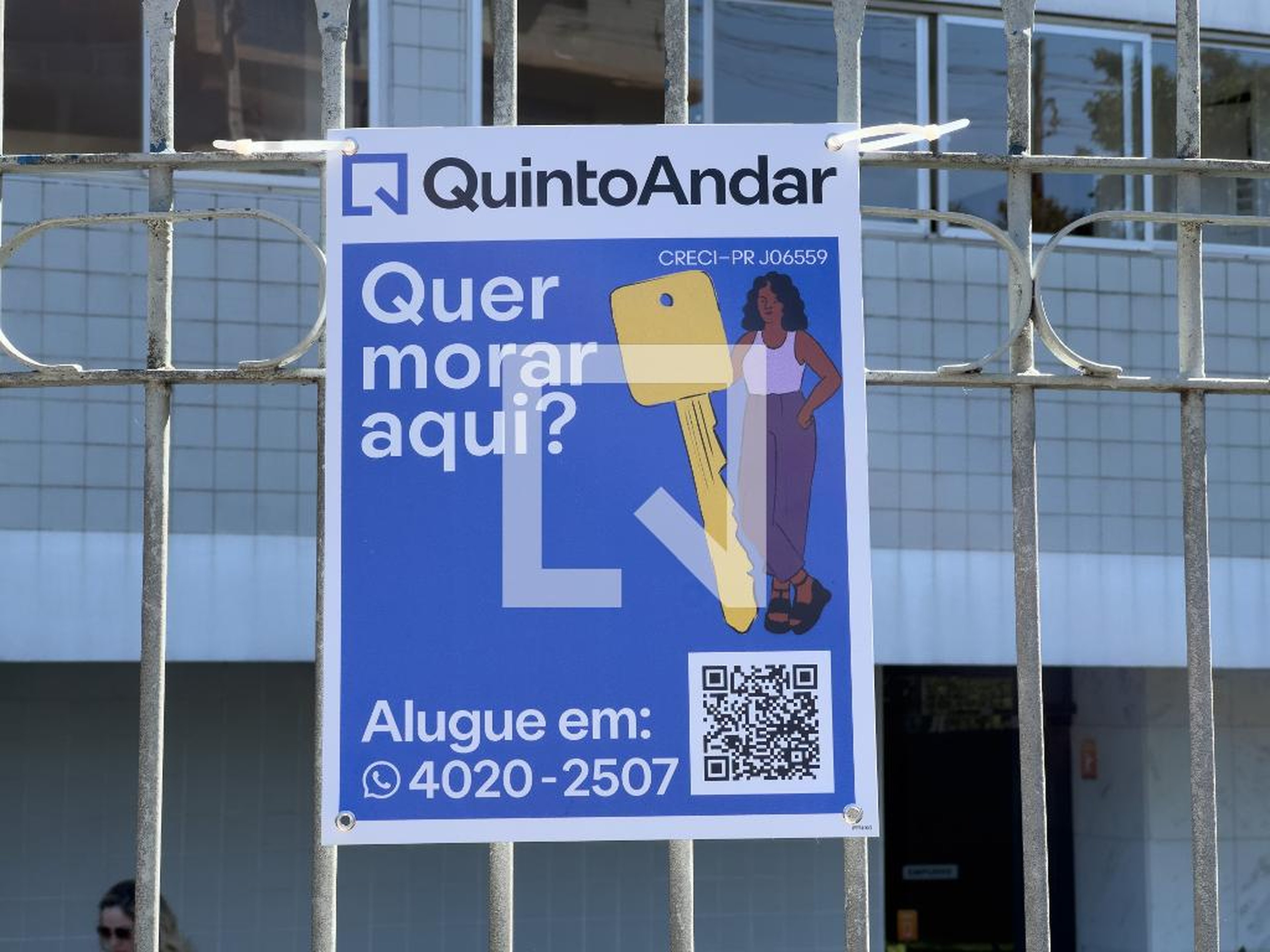 Fachada Condomínio Parque Barigui