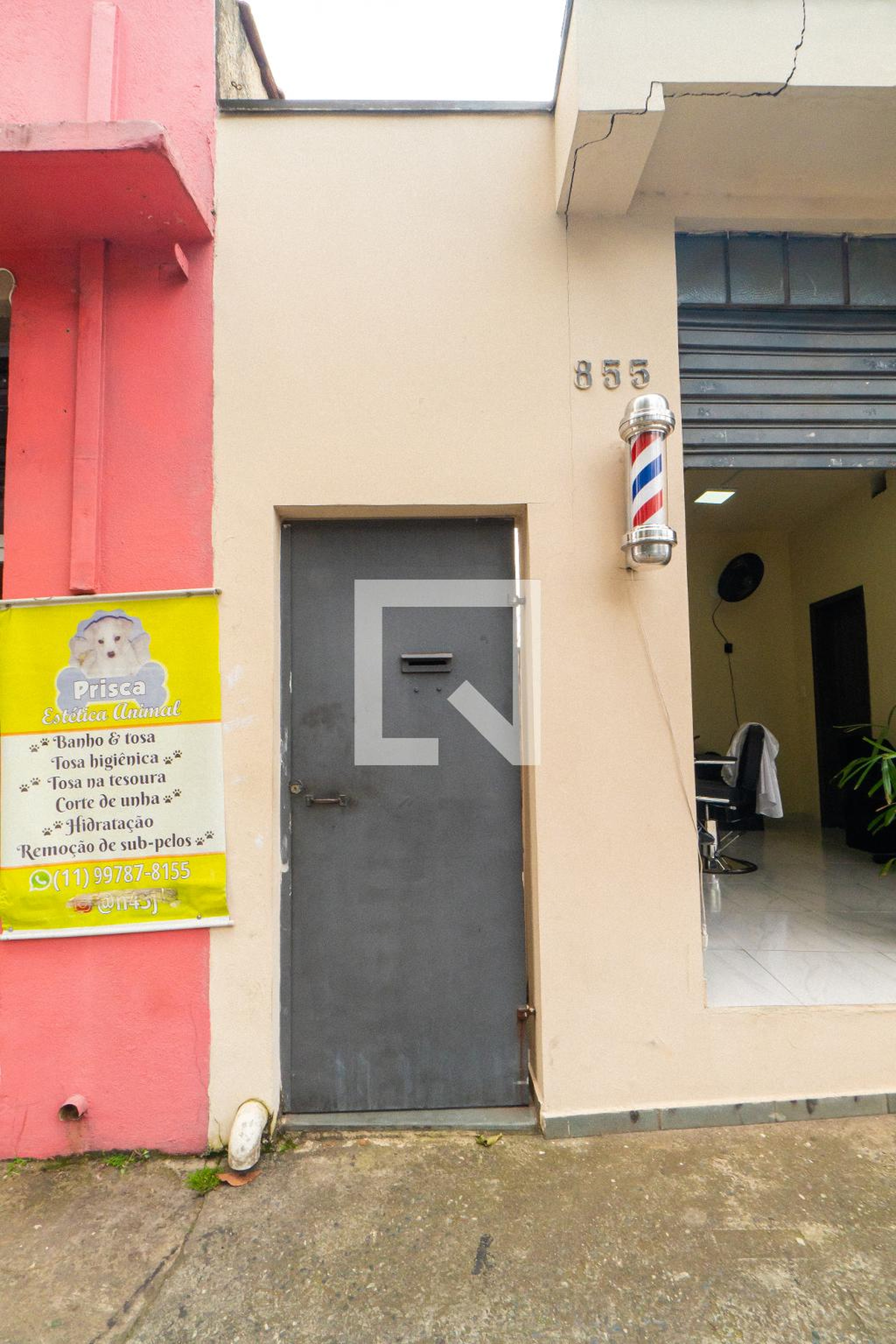 Fachada Condomínio em Rua Carneiro da Cunha, 855