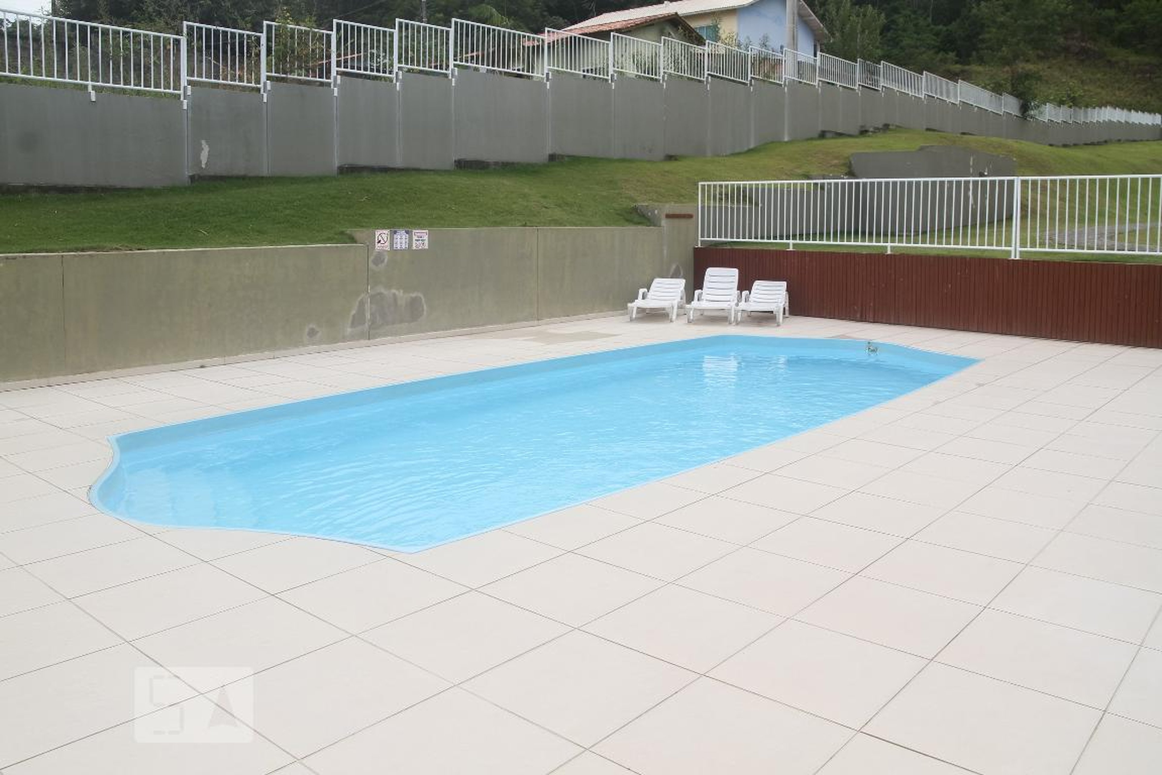 Piscina Adulto - Residencial Flores da Colina