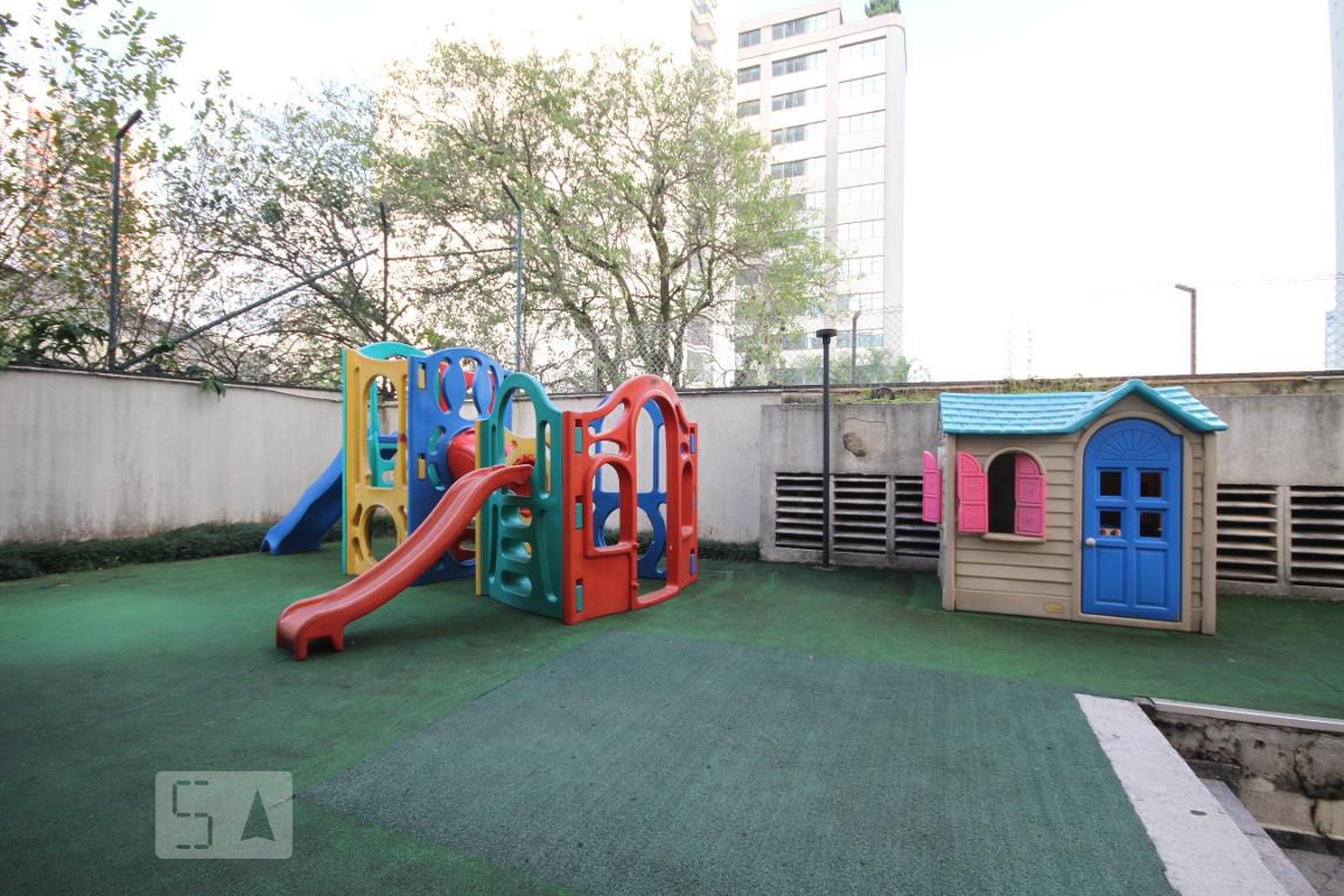 Playground - Edifício Green Village