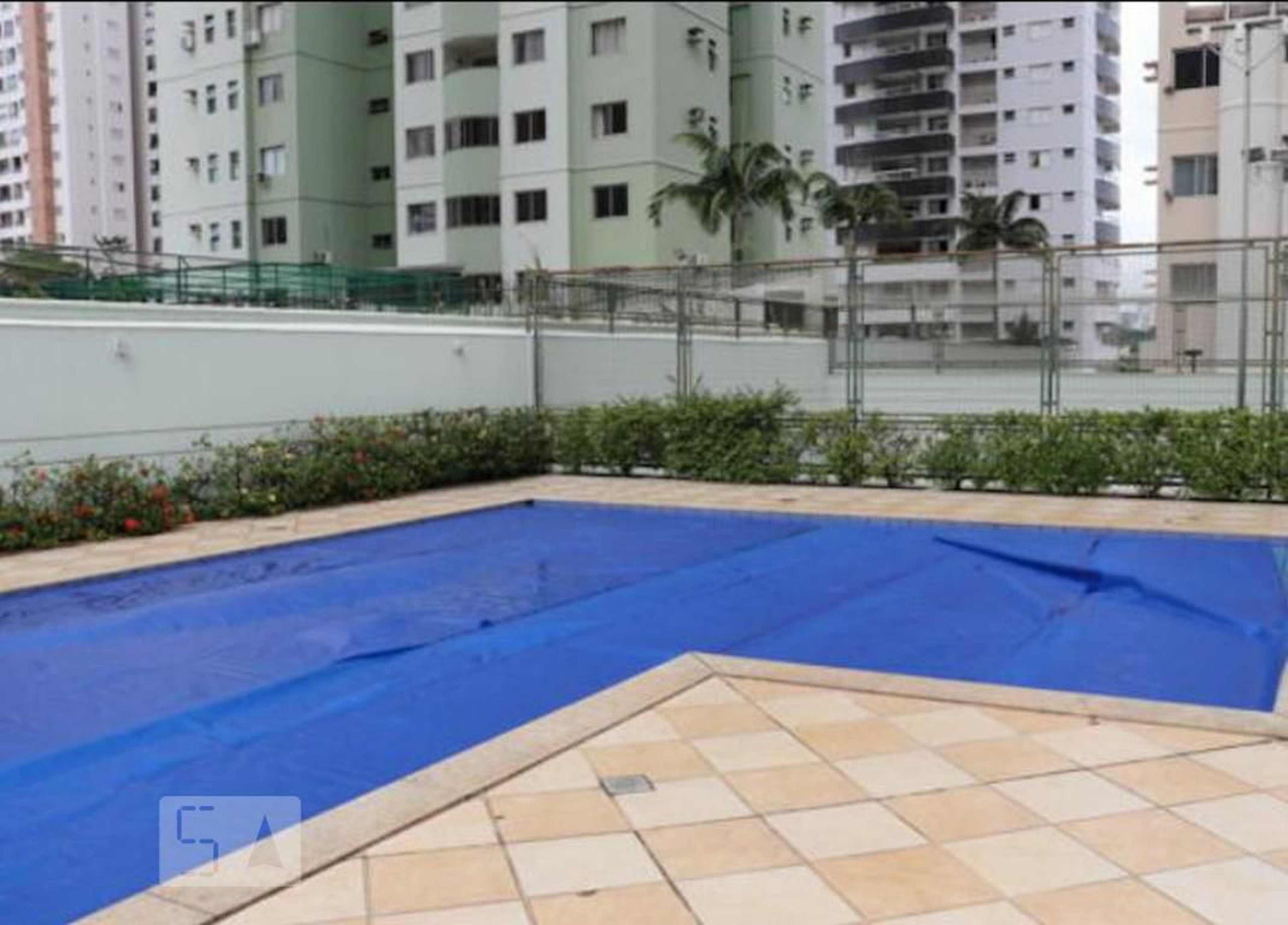 Piscina Condomínio em Avenida e, 124