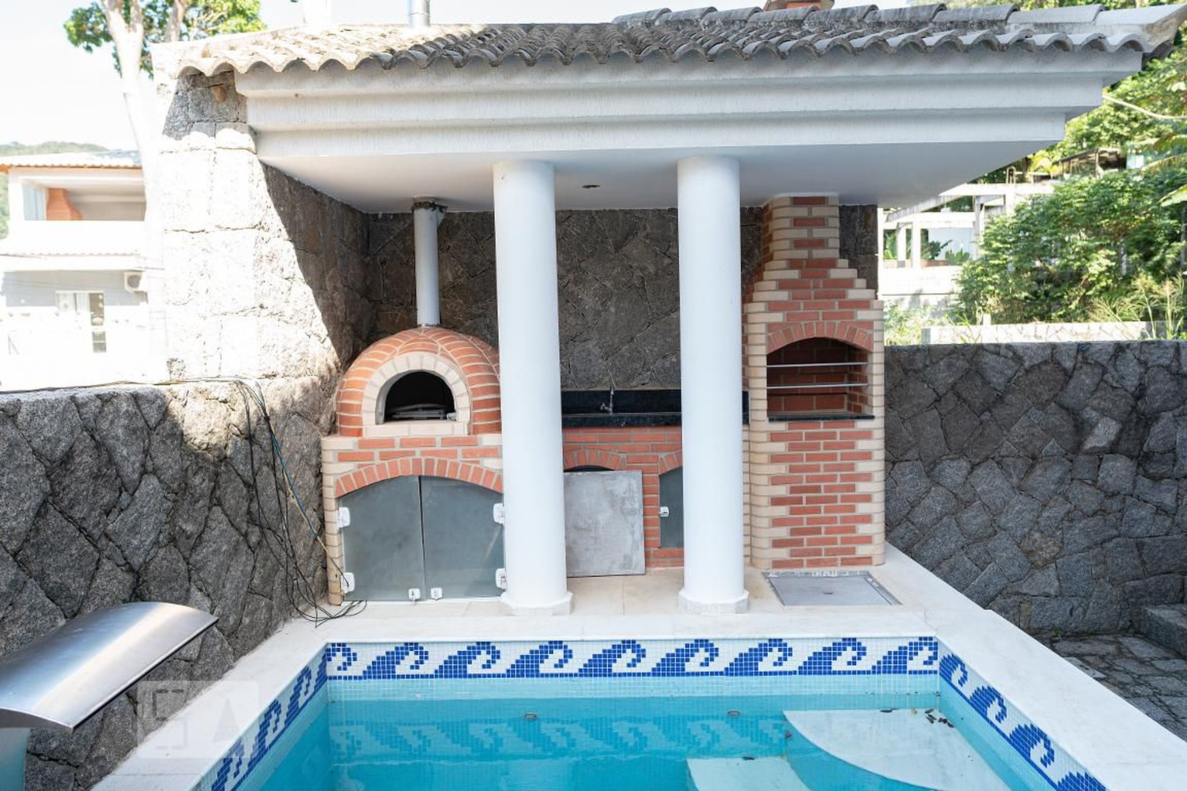 Churrasqueira - Associação de Moradores D Joaquim