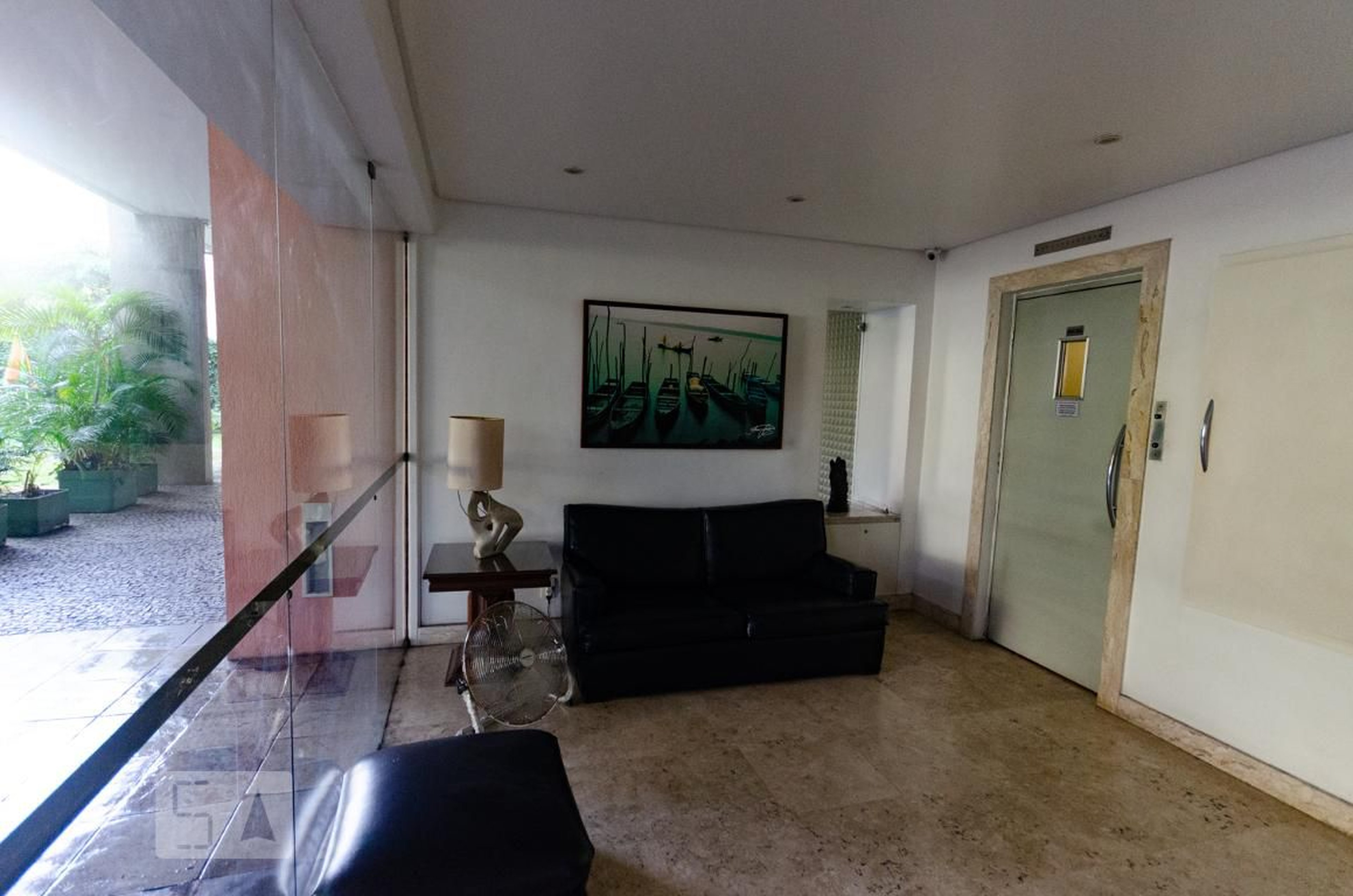 Portaria - Edifício Grandjean de Montigny