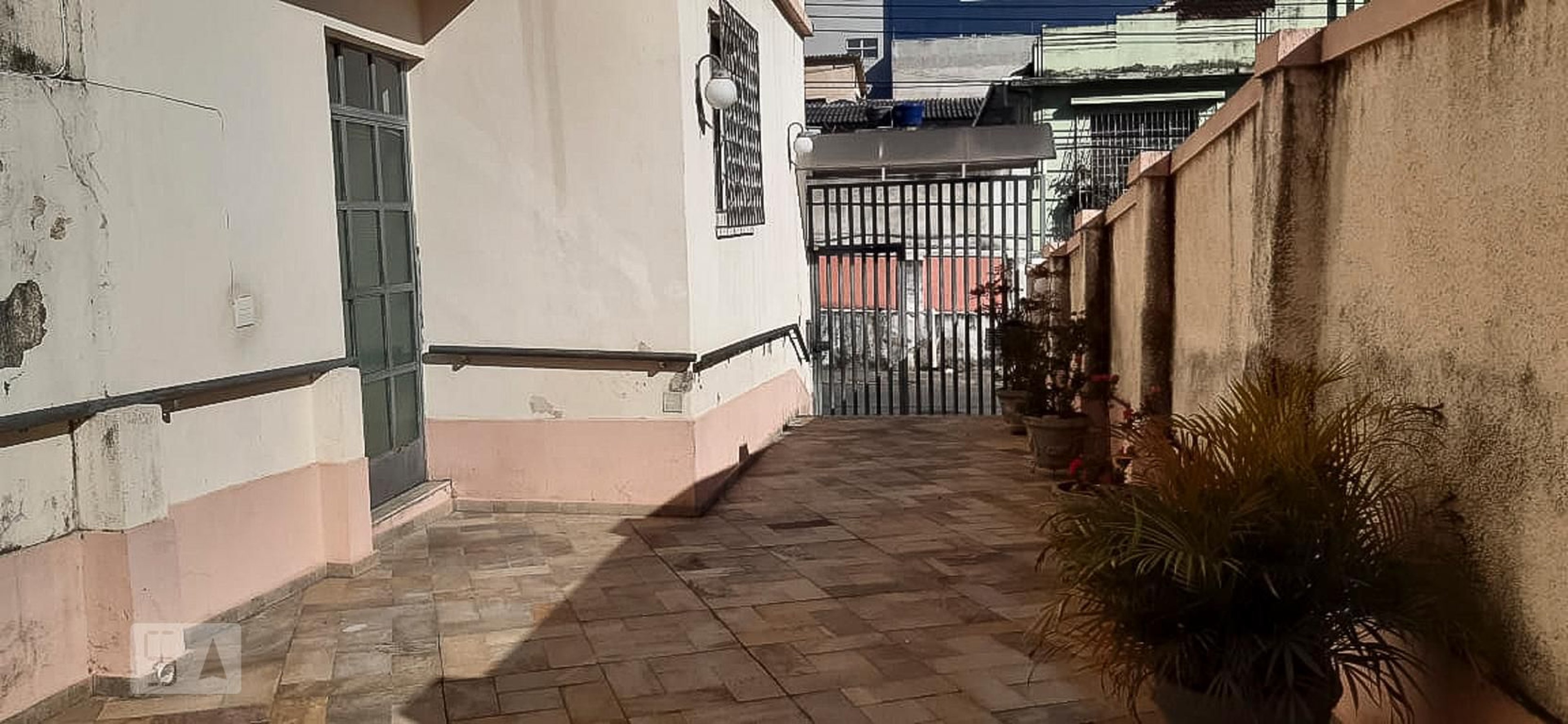 Área Externa - Edifício Junquilhos