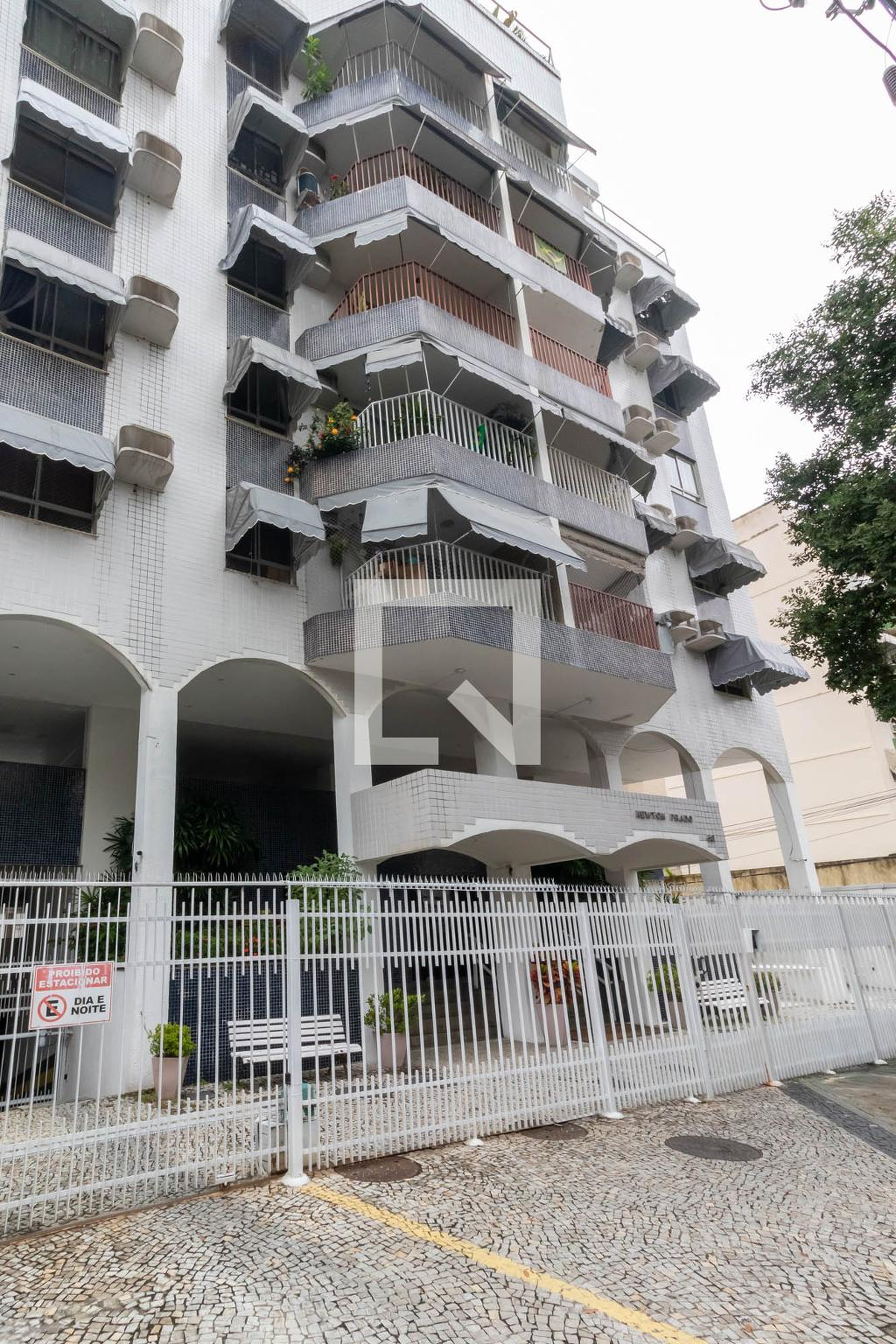 Fachada Edifício Newton Prado