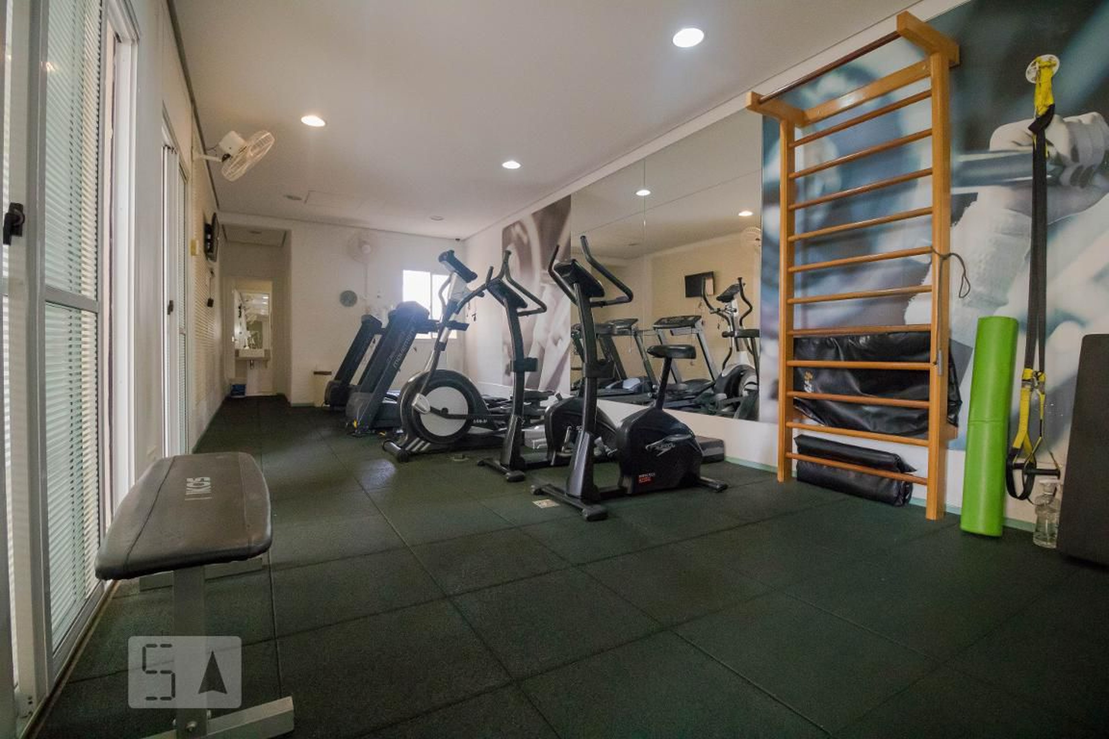 Academia - Fatto Mansões