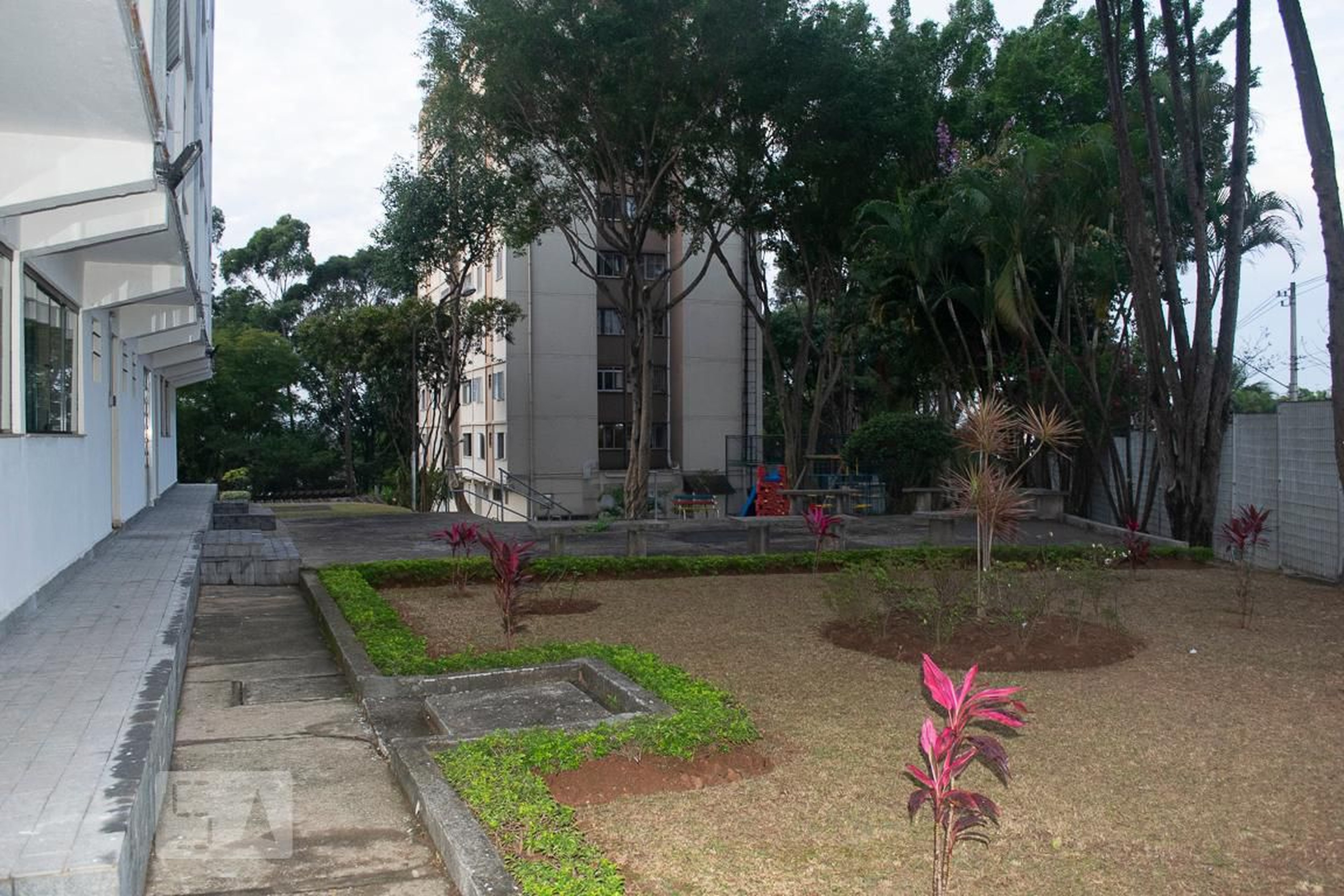 AREA COMUM - Edifício Conjunto Habitacional Havencas B