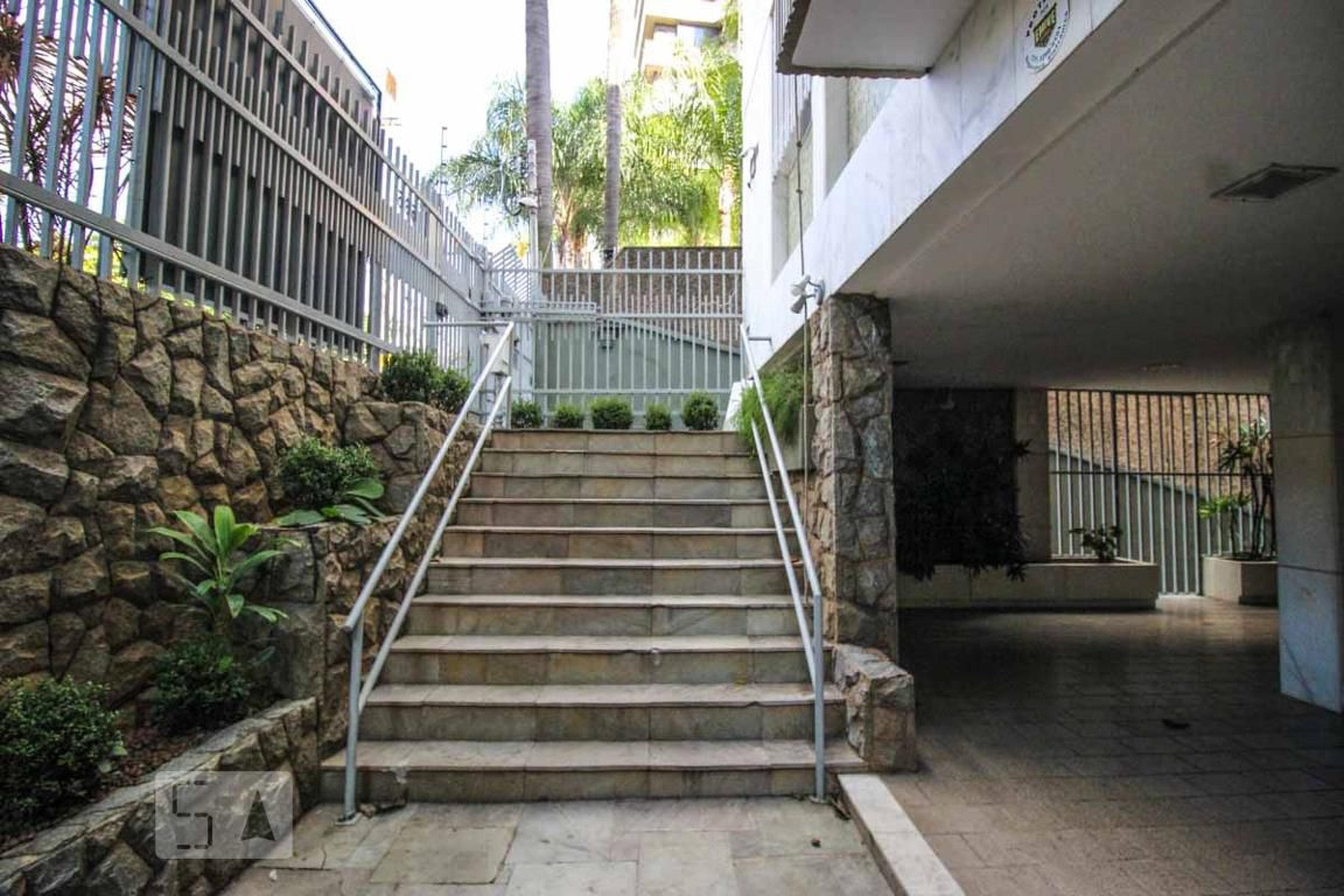 Entrada - Edifício Donaugustus