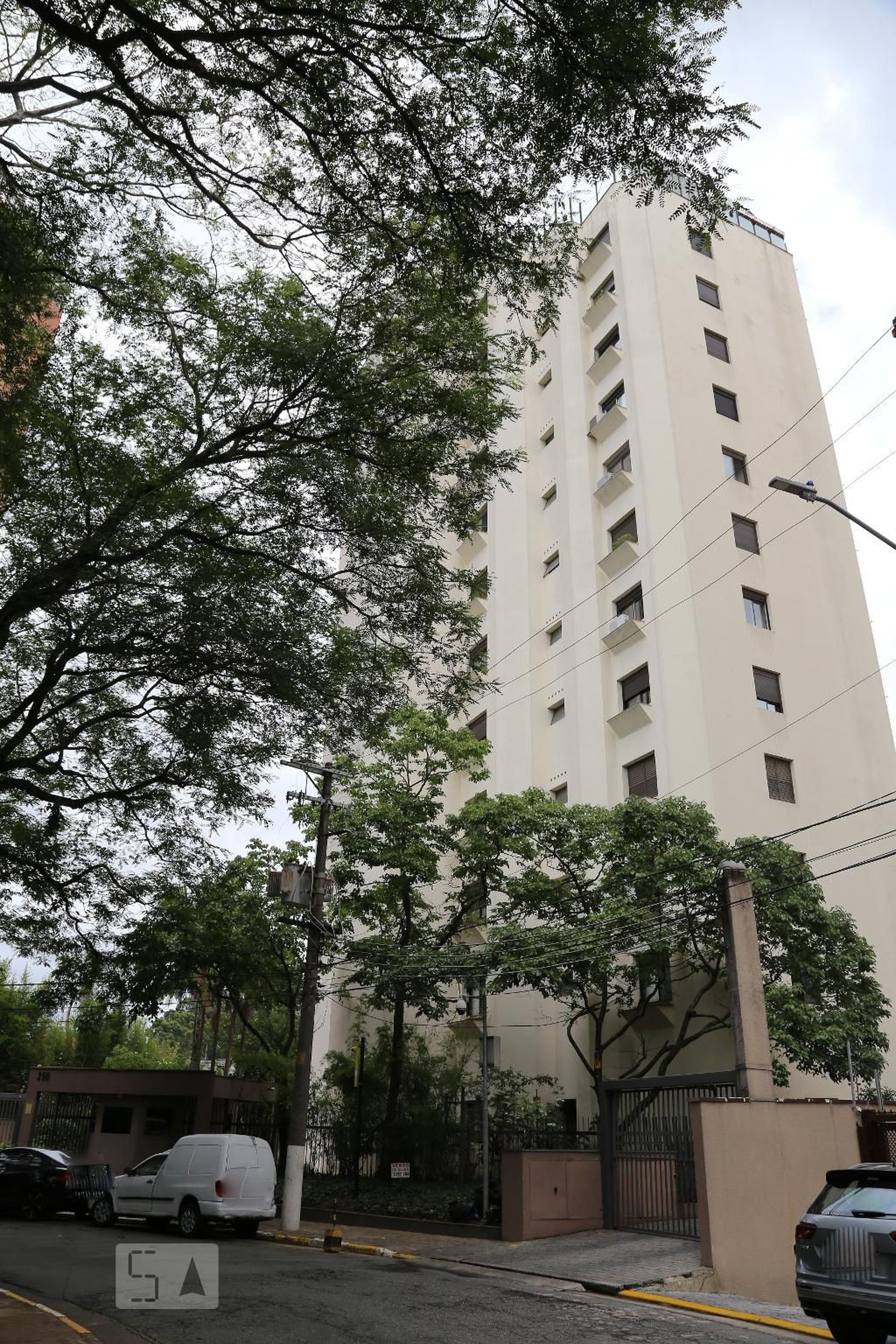 Fachada do Condomínio Condomínio Belvedere Siena e Luca