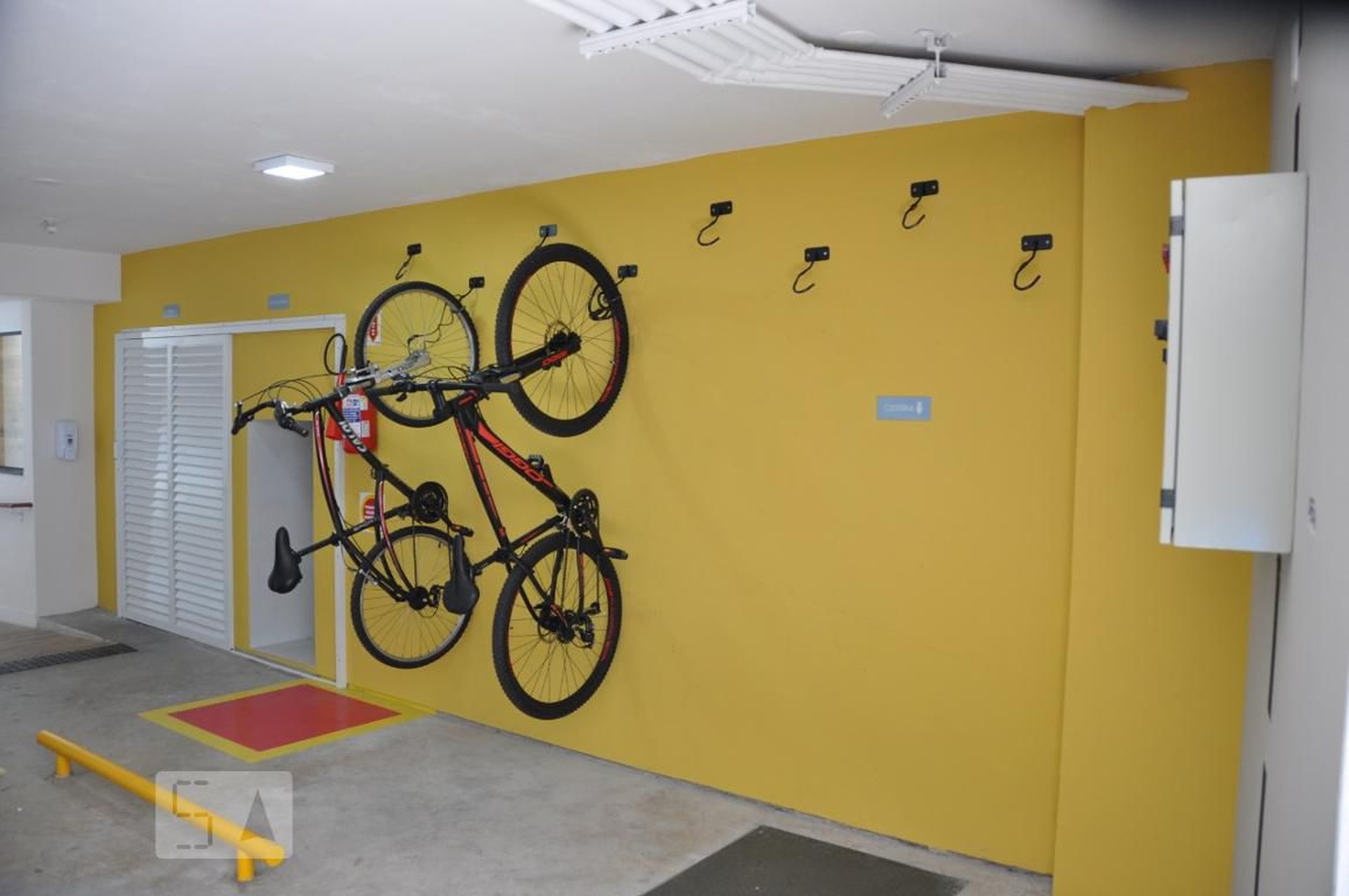 Bicicletário - Res. Blue Bell