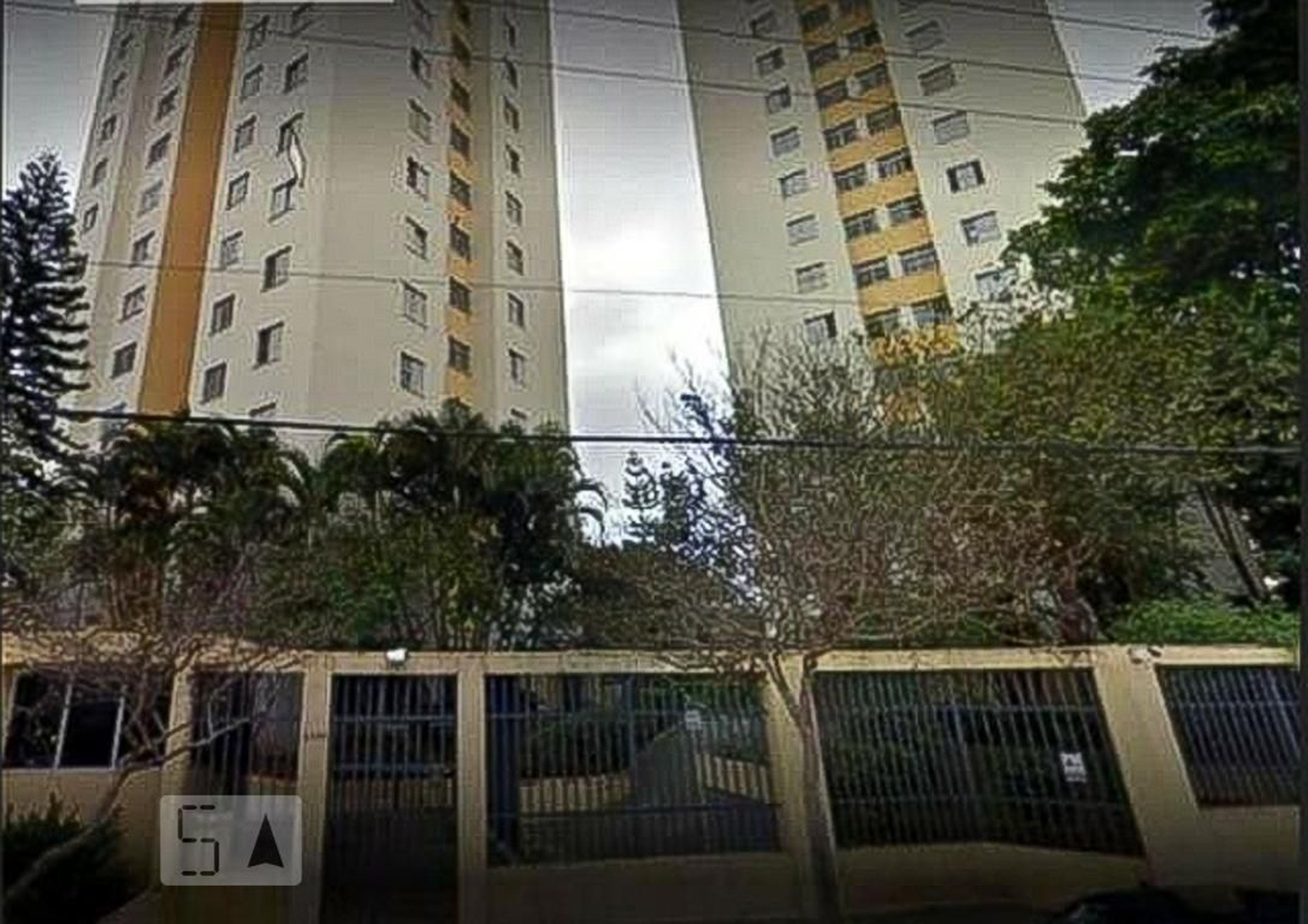 Fachada do Condomínio Condomínio Porto Finoedifício Bresser