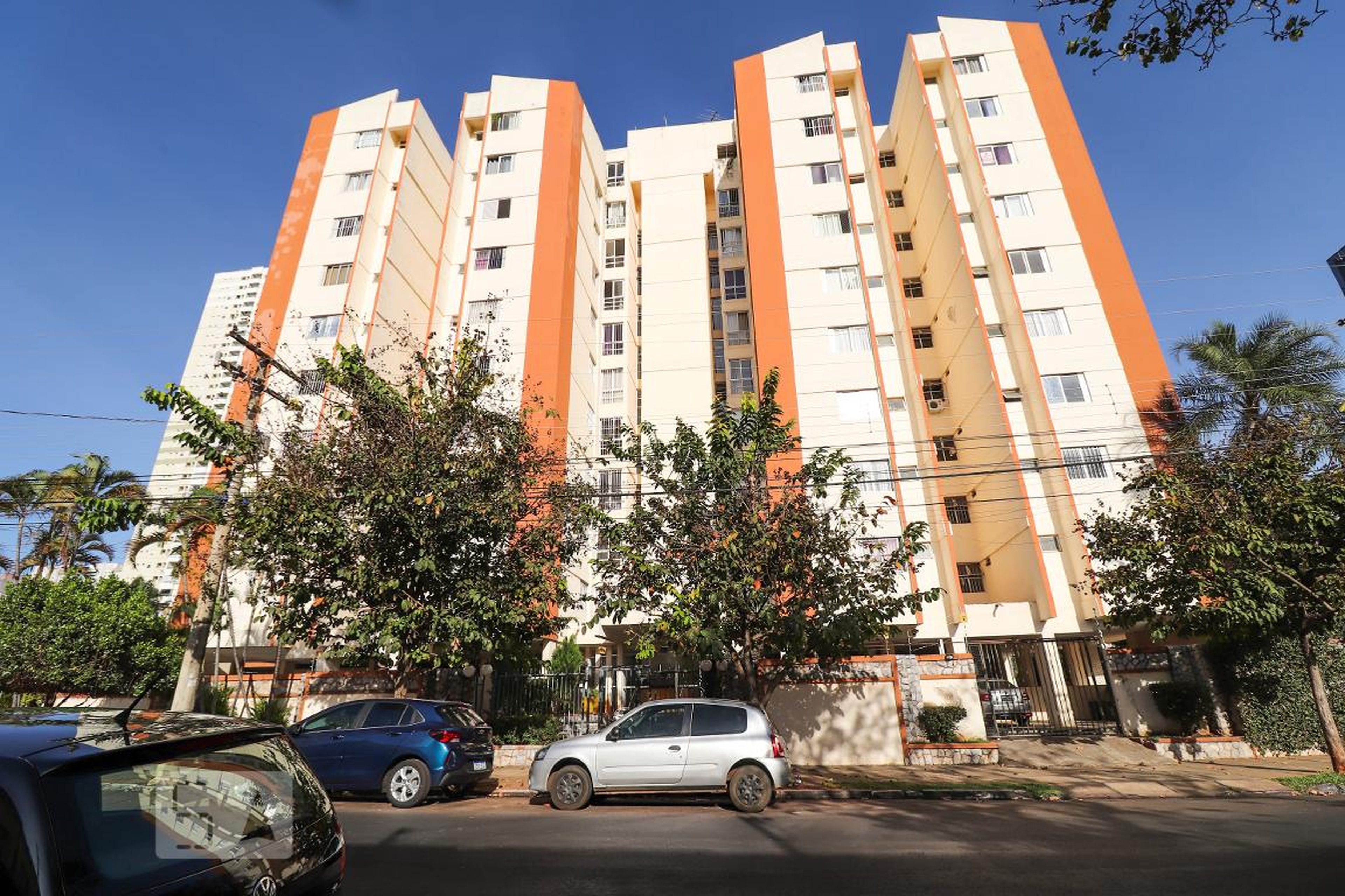 Fachada Condomínio em Rua T, 520