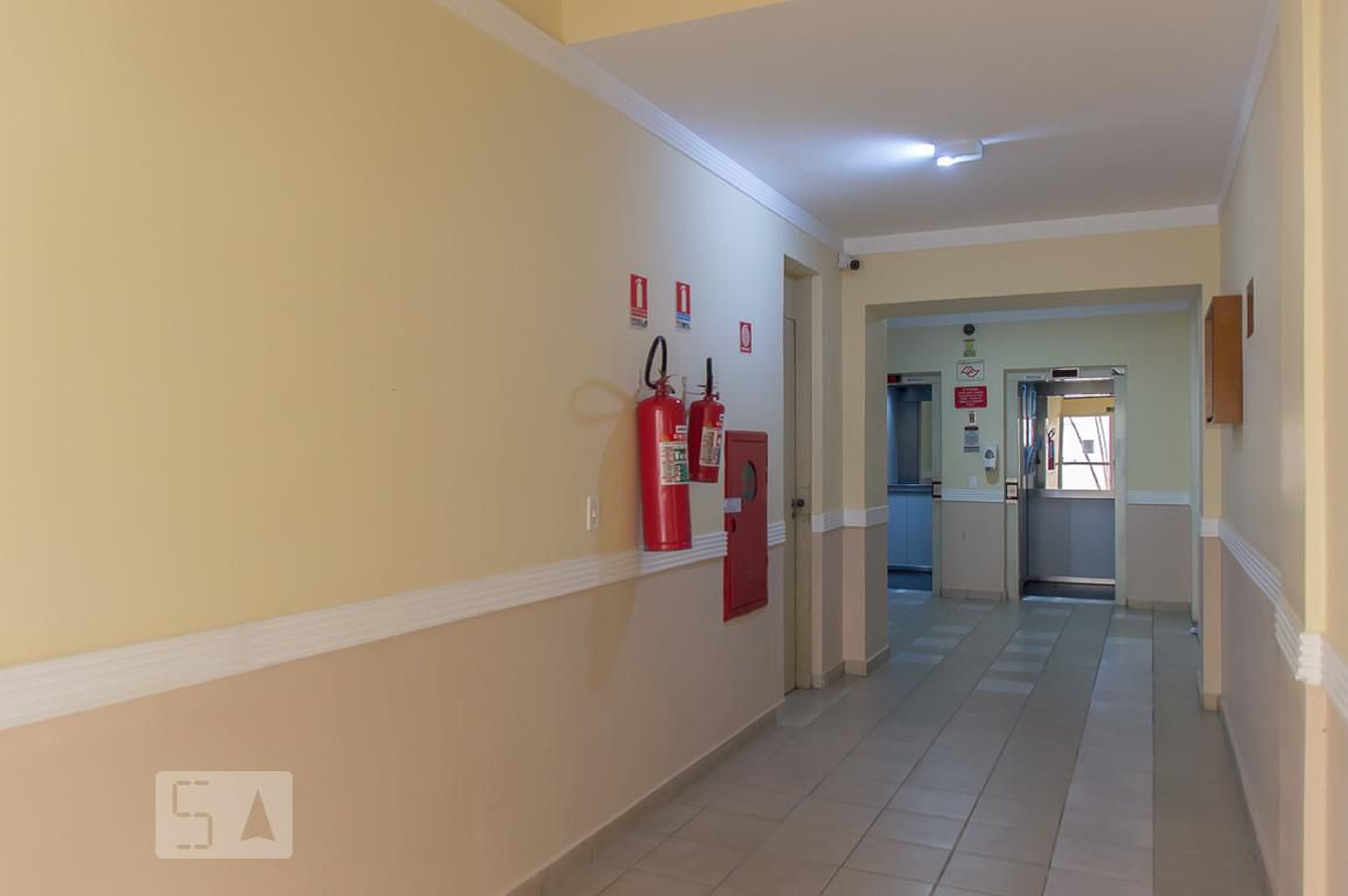 Hall - Residencial América l