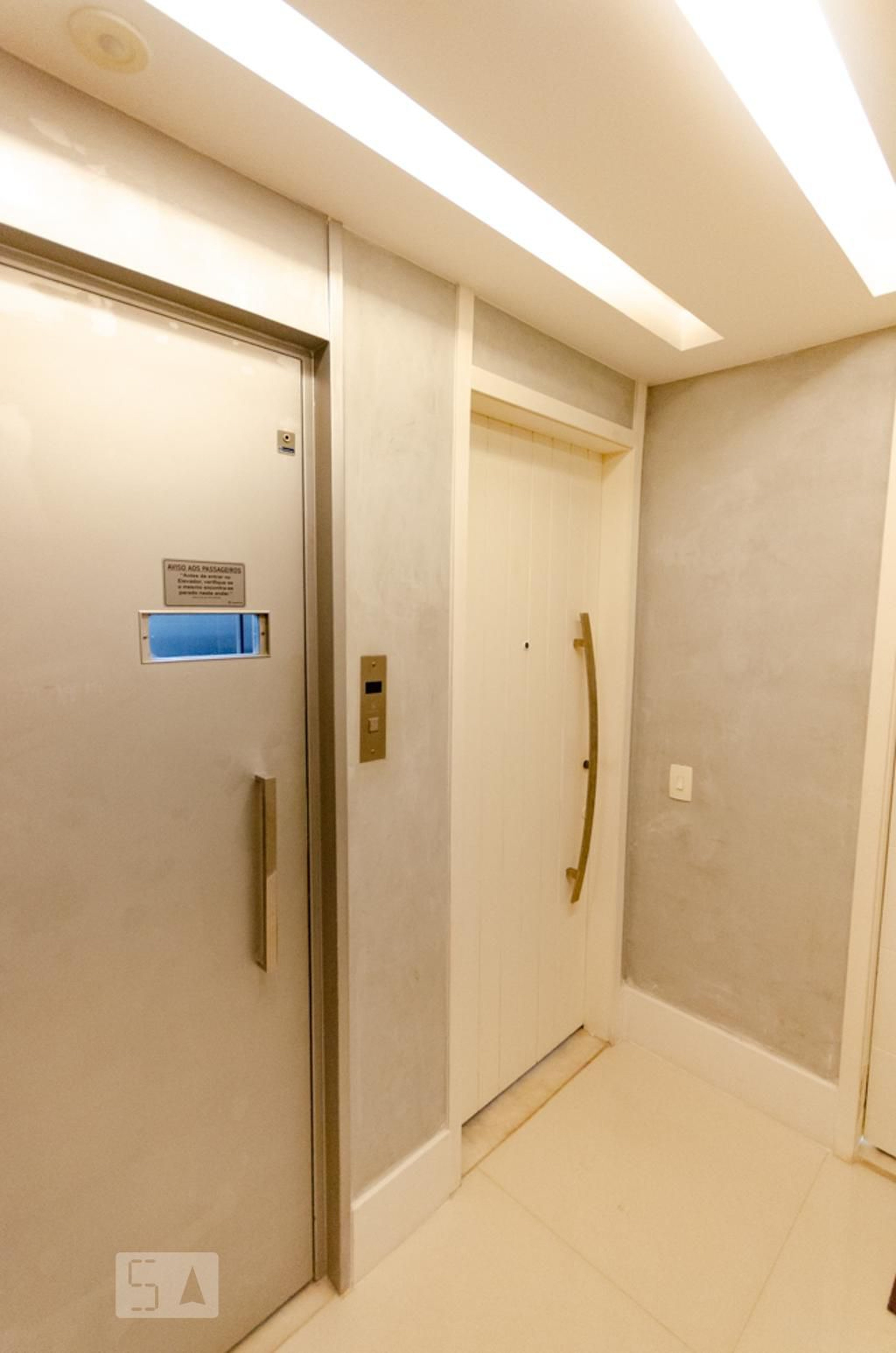 Hall de Entrada - Amster