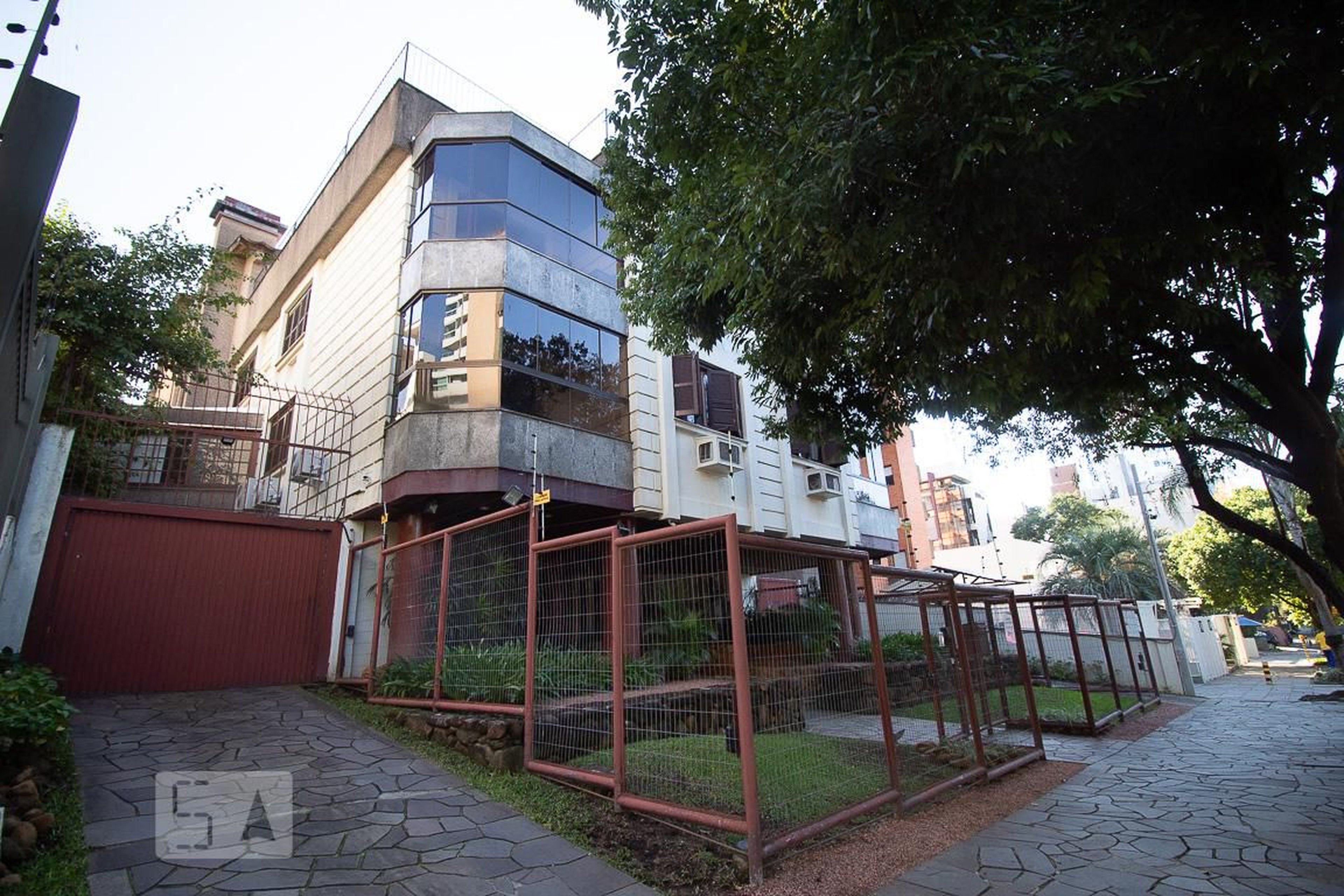 Fachada Condomínio Jardins de Diana