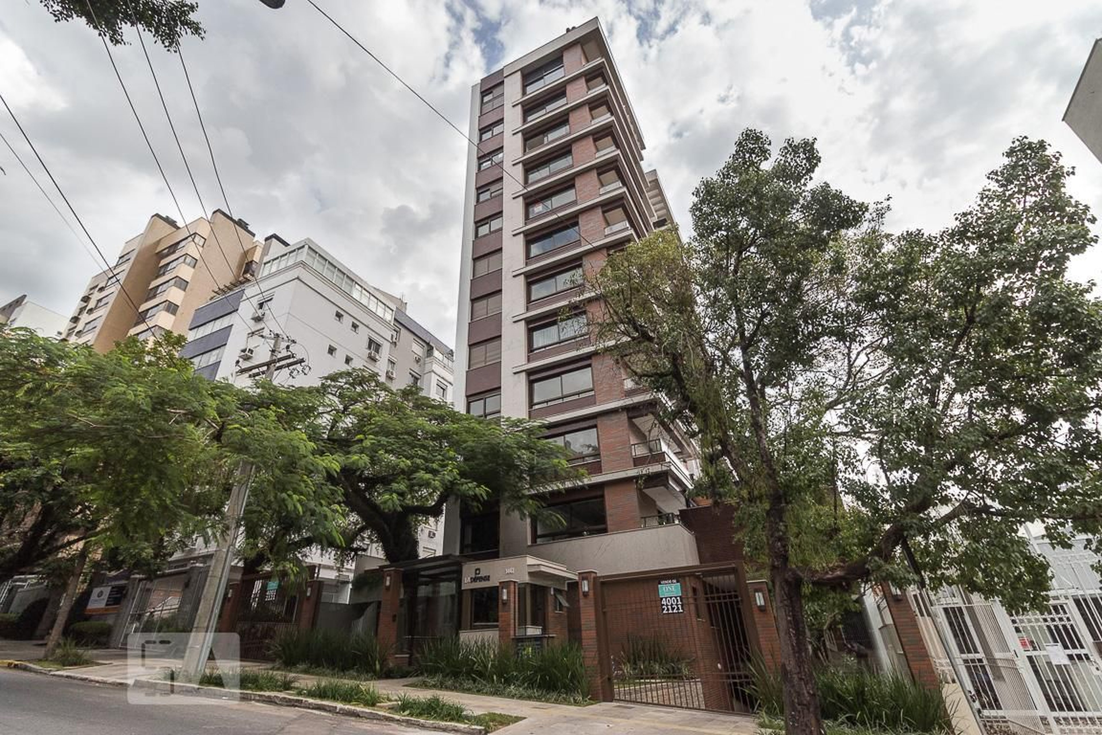 Fachada Condomínio La Defense