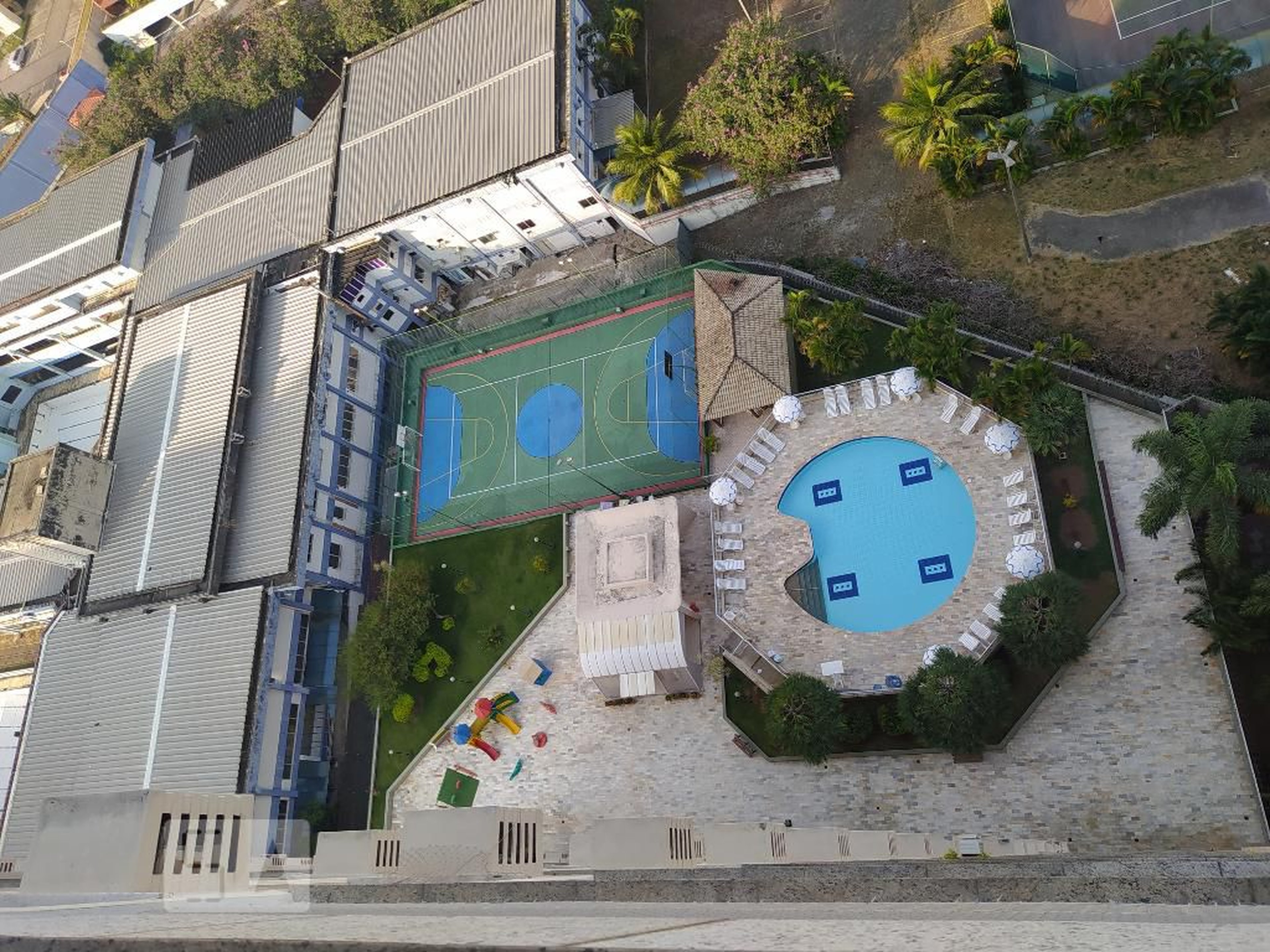 Área Comum Condomínio Parque das Rosas