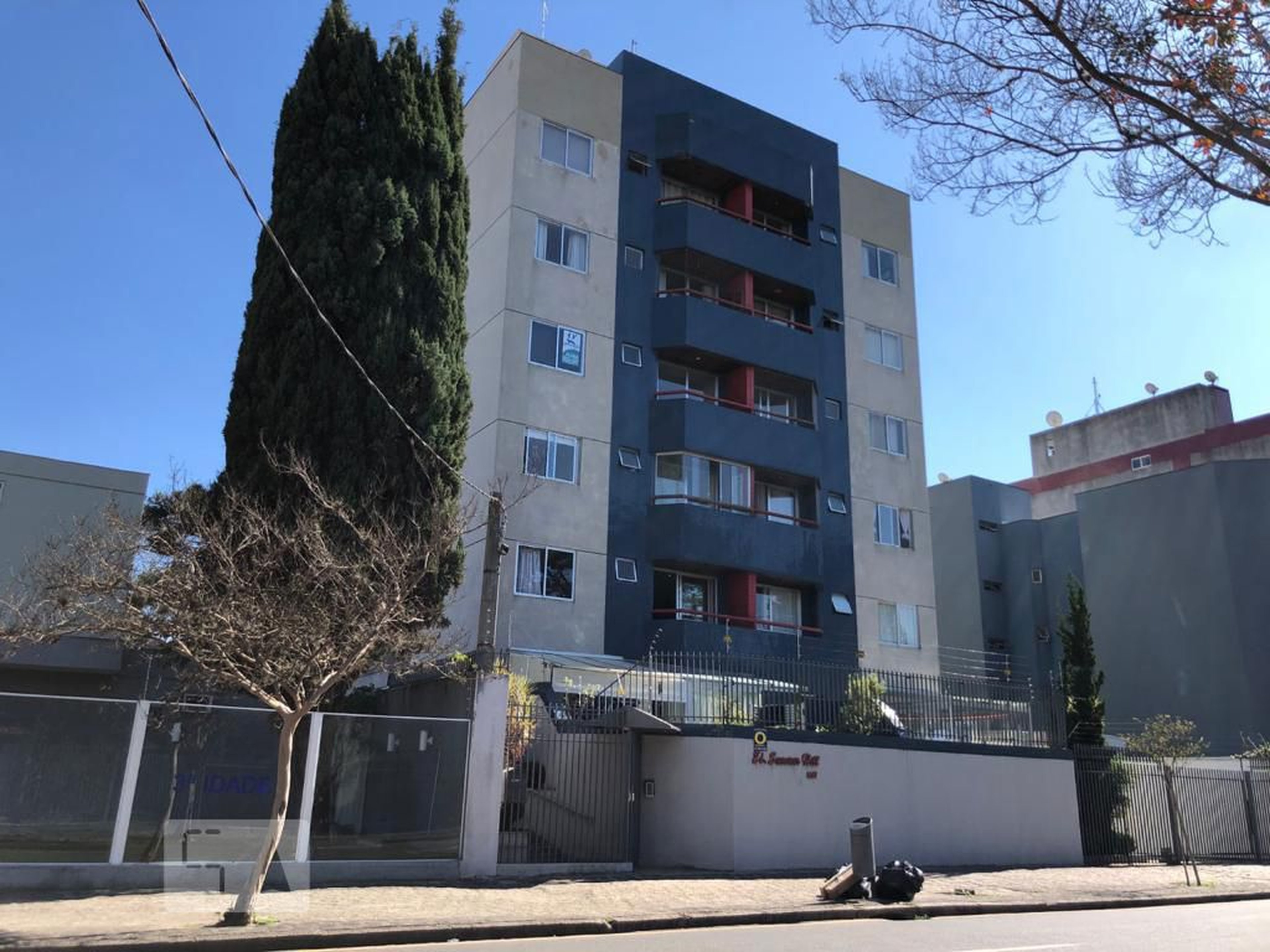 Fachada Edifício Sueminer Hill