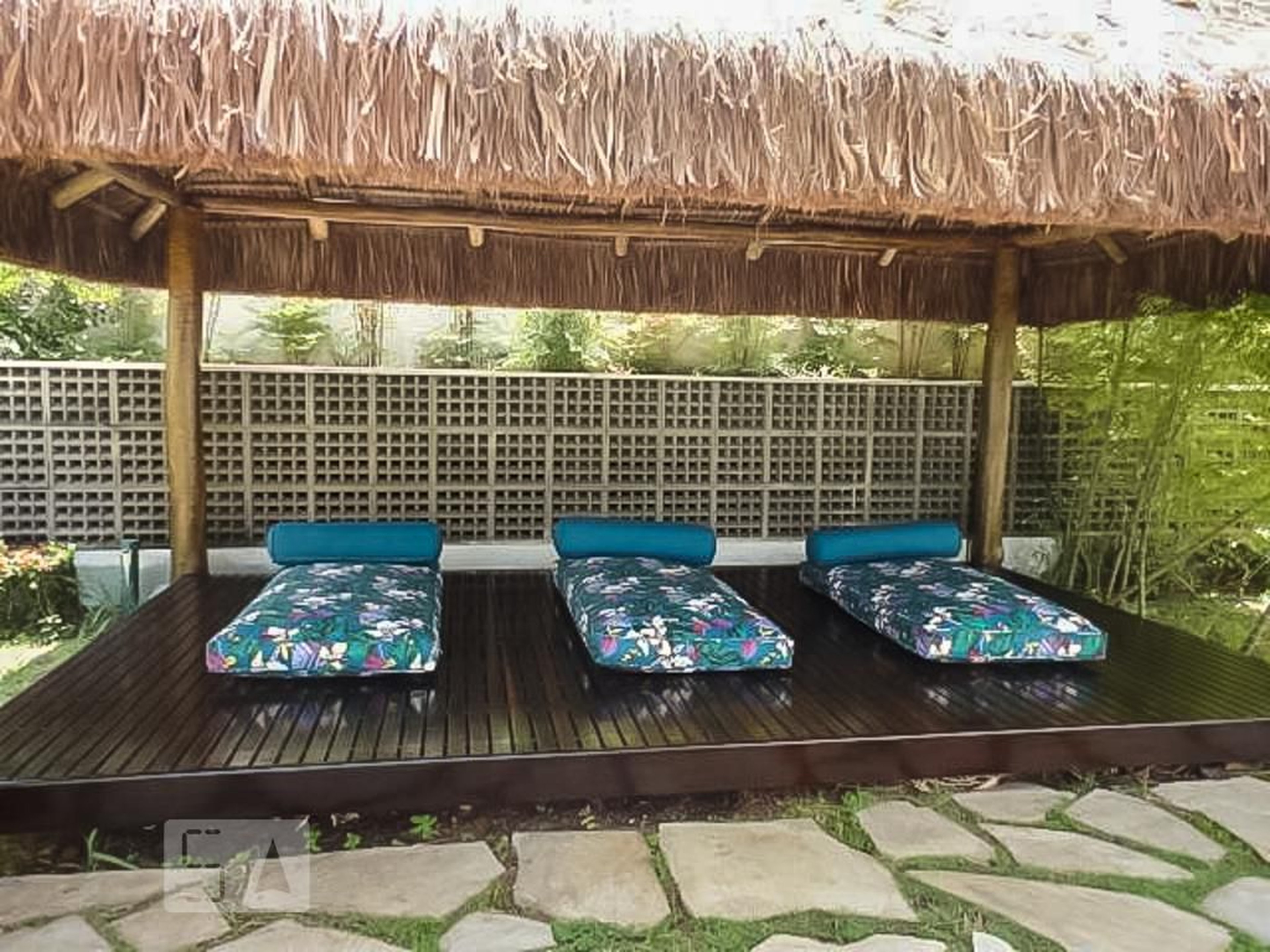 Área Comum Condomínio em Rua Adolfo Gordo, 98