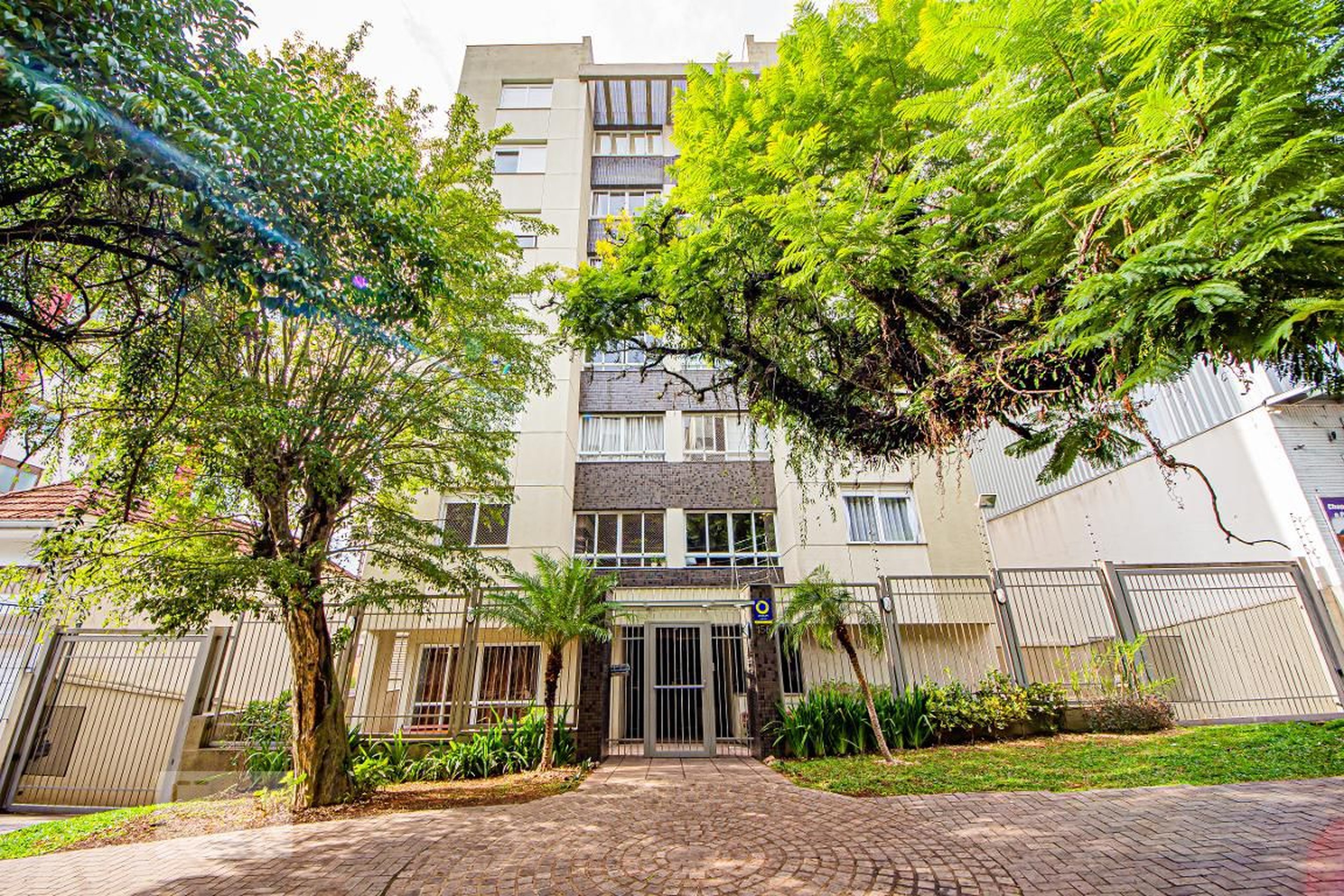 Fachada do Condomínio Condomínio Diego Riveira