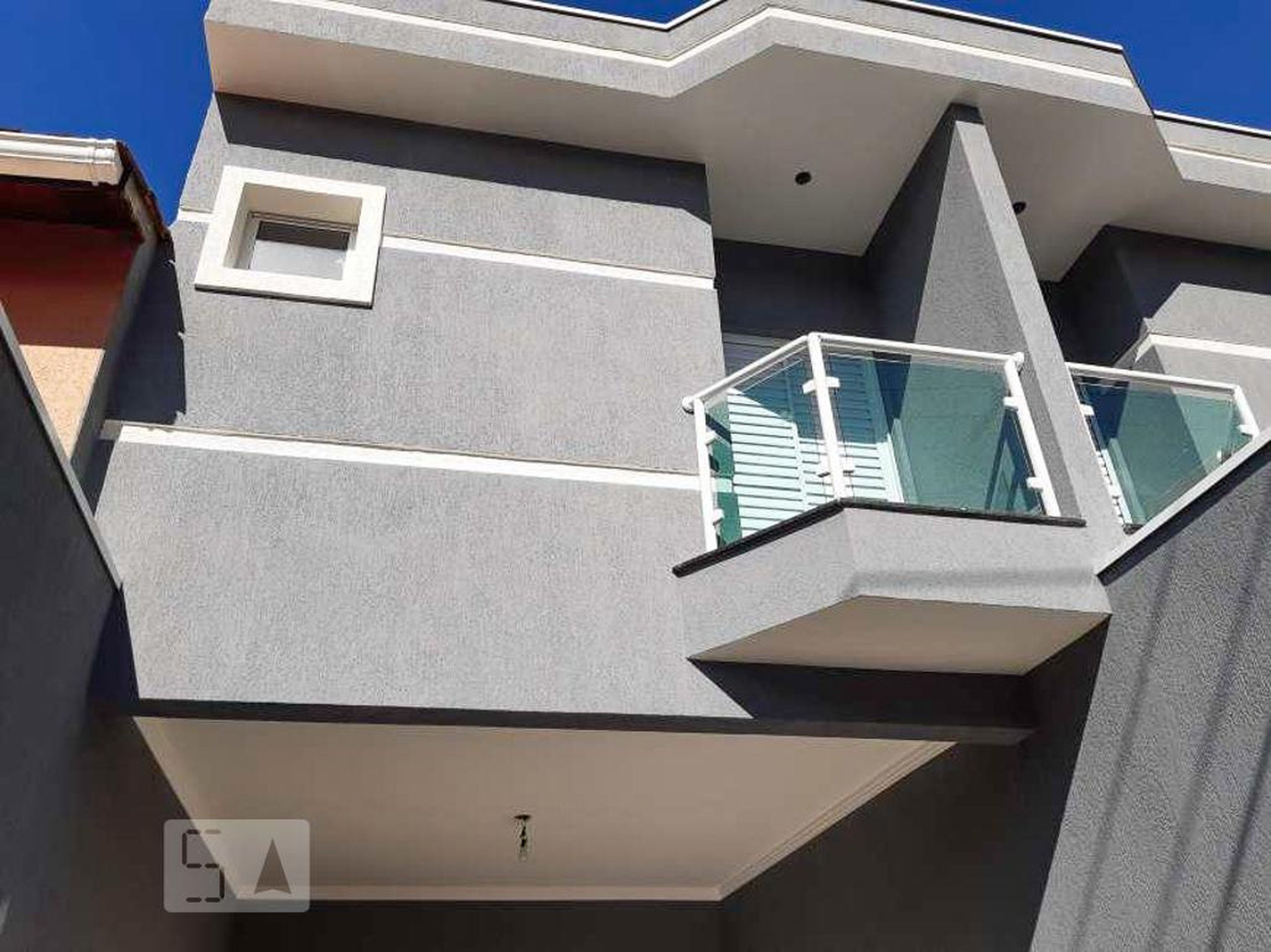 Fachada Condomínio em Rua Carlos Gomes, 923