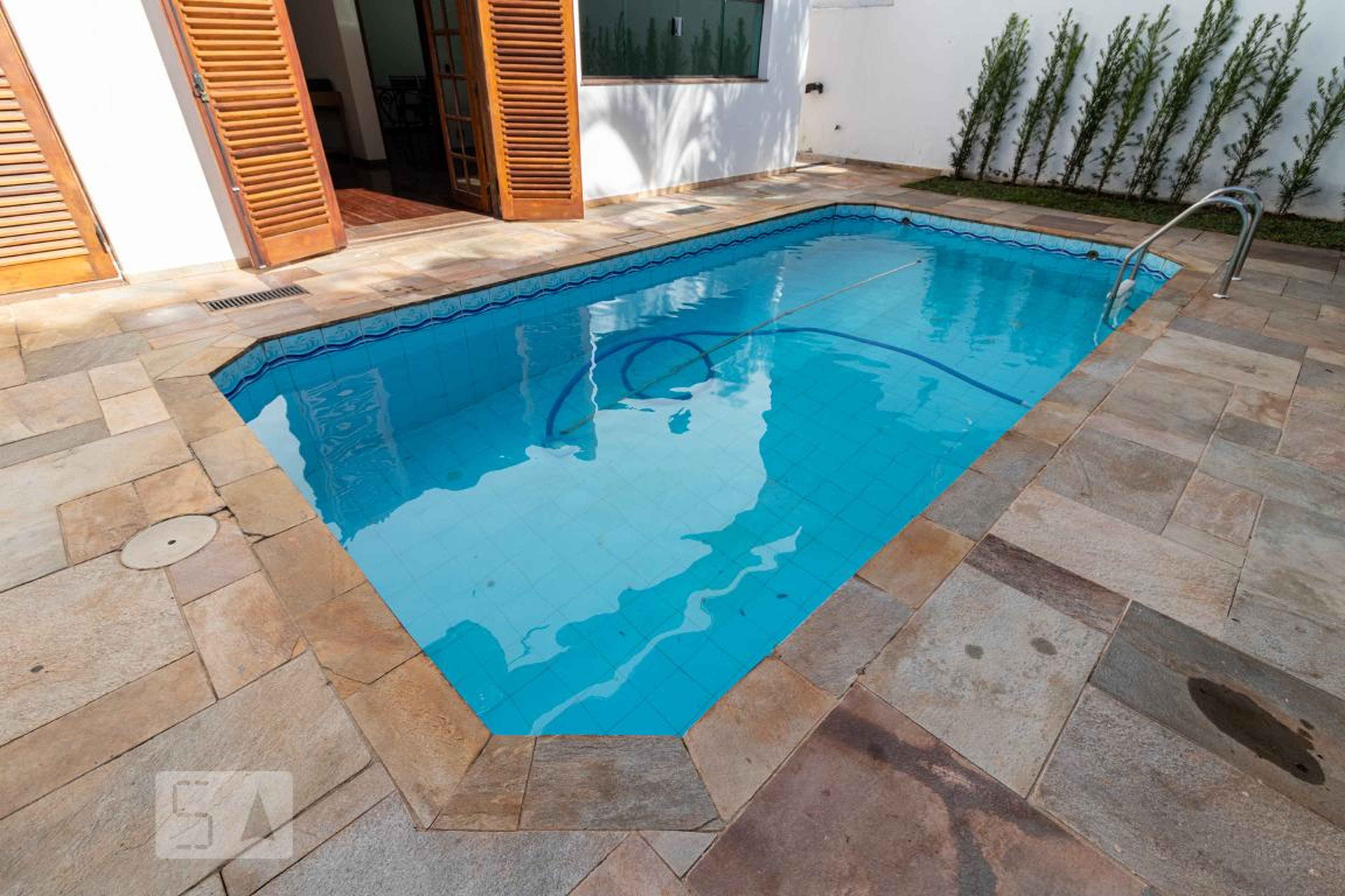 Piscina - Alphaville Residencial 06