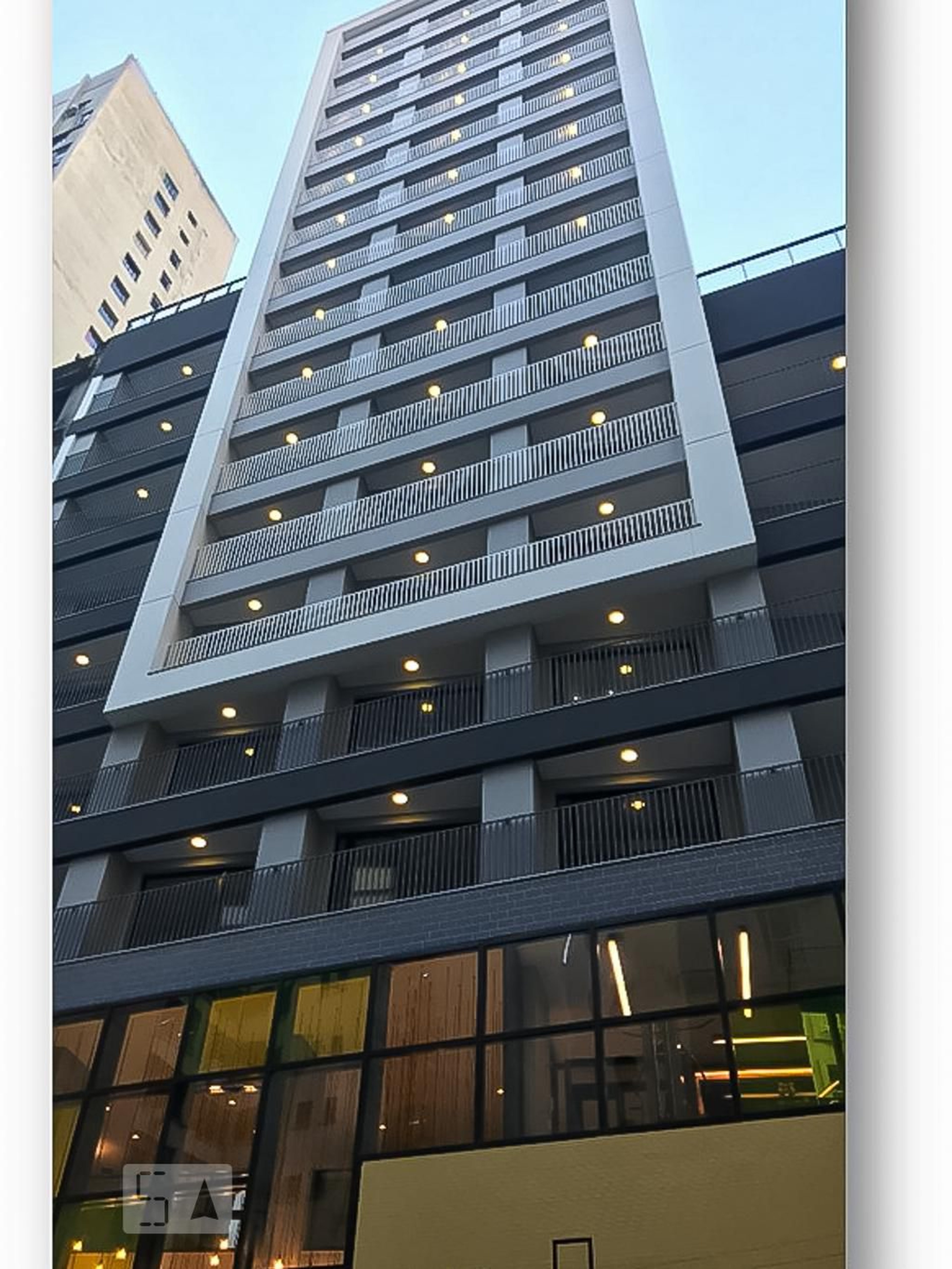 Fachada do Condomínio Condomínio Aurora Paulistana