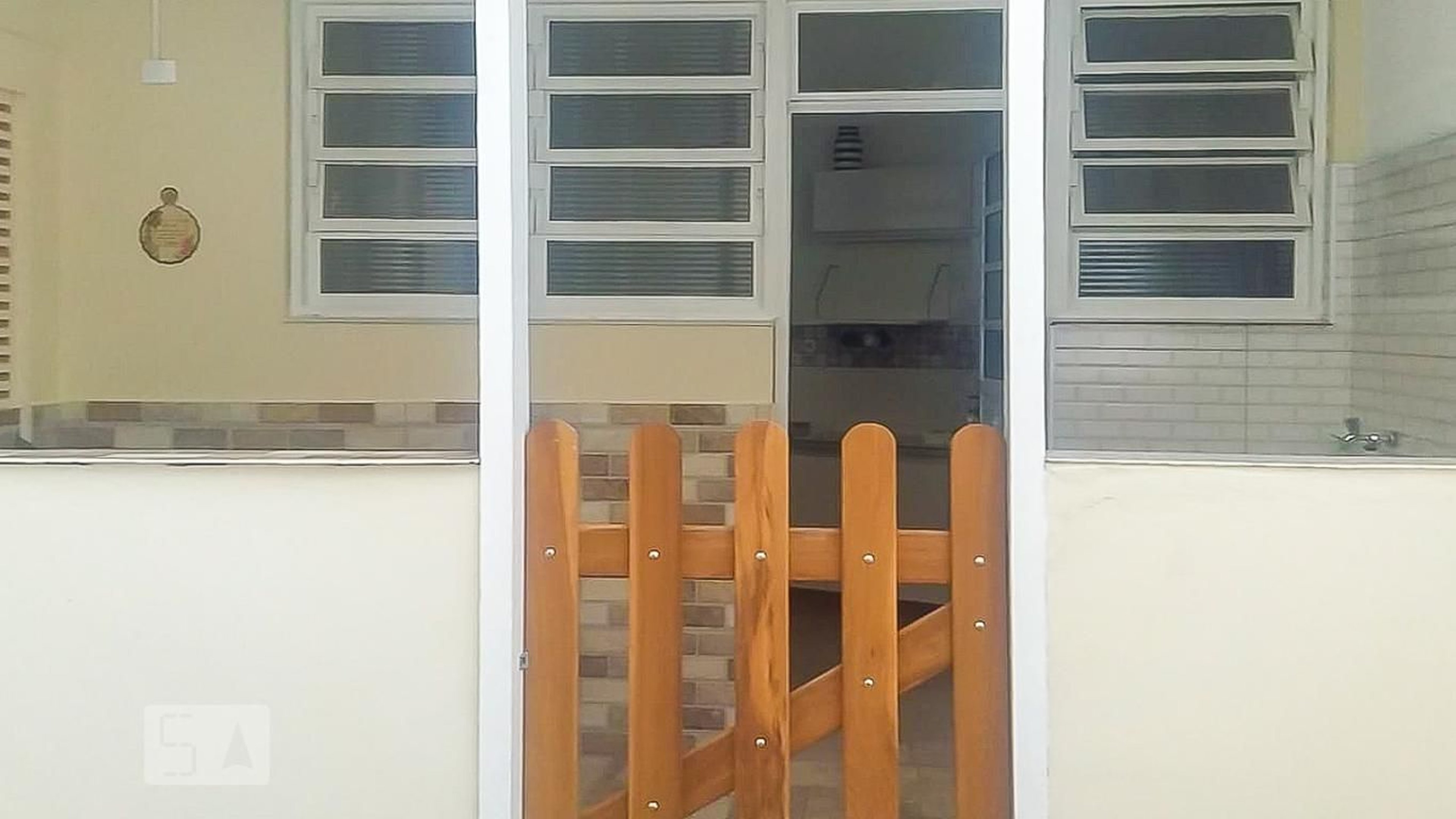 Fachada Condomínio em Avenida Diógenes Ribeiro de Lima, 1104