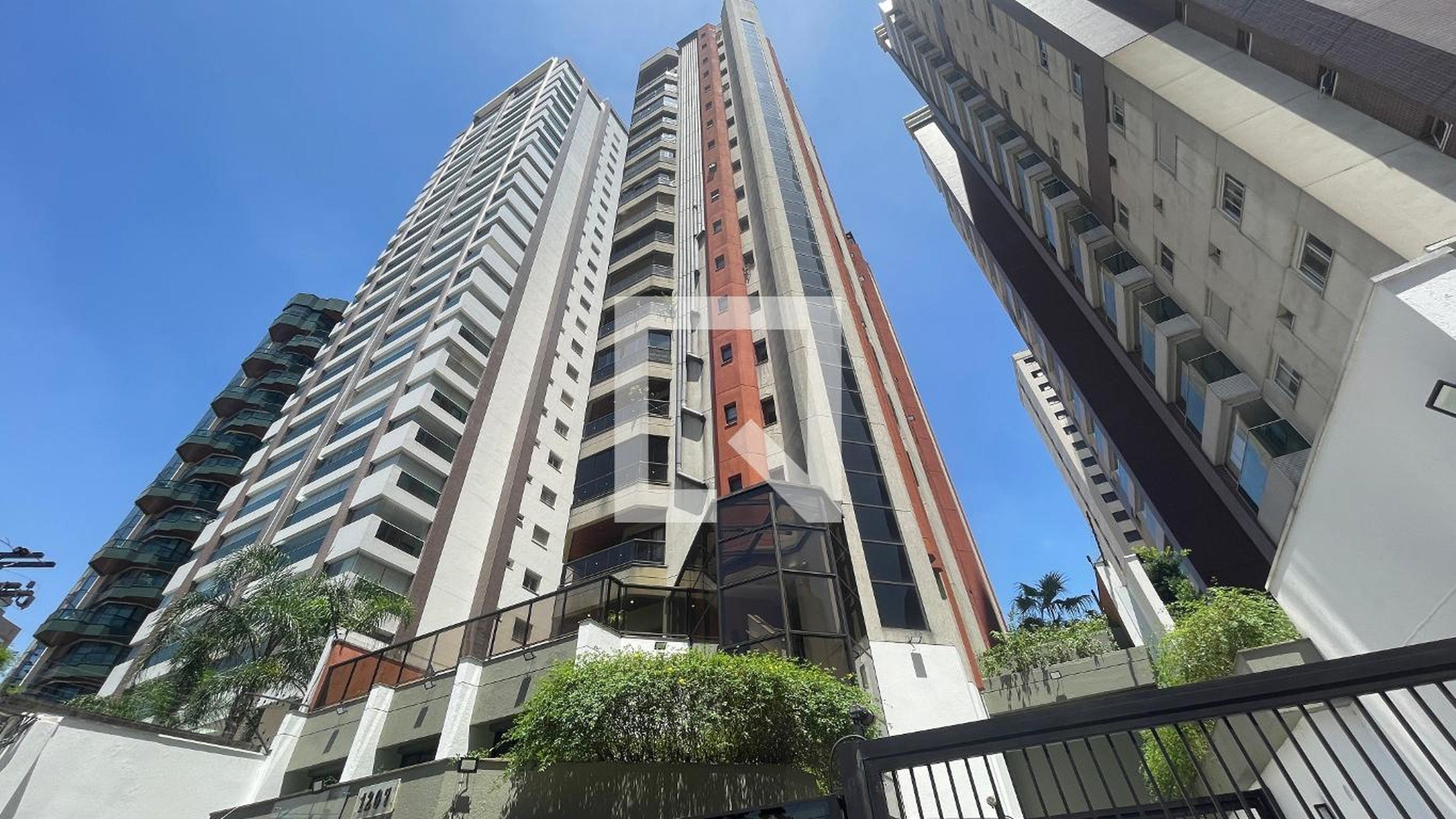 Fachada do Prédio Condomínio Maison Euroville