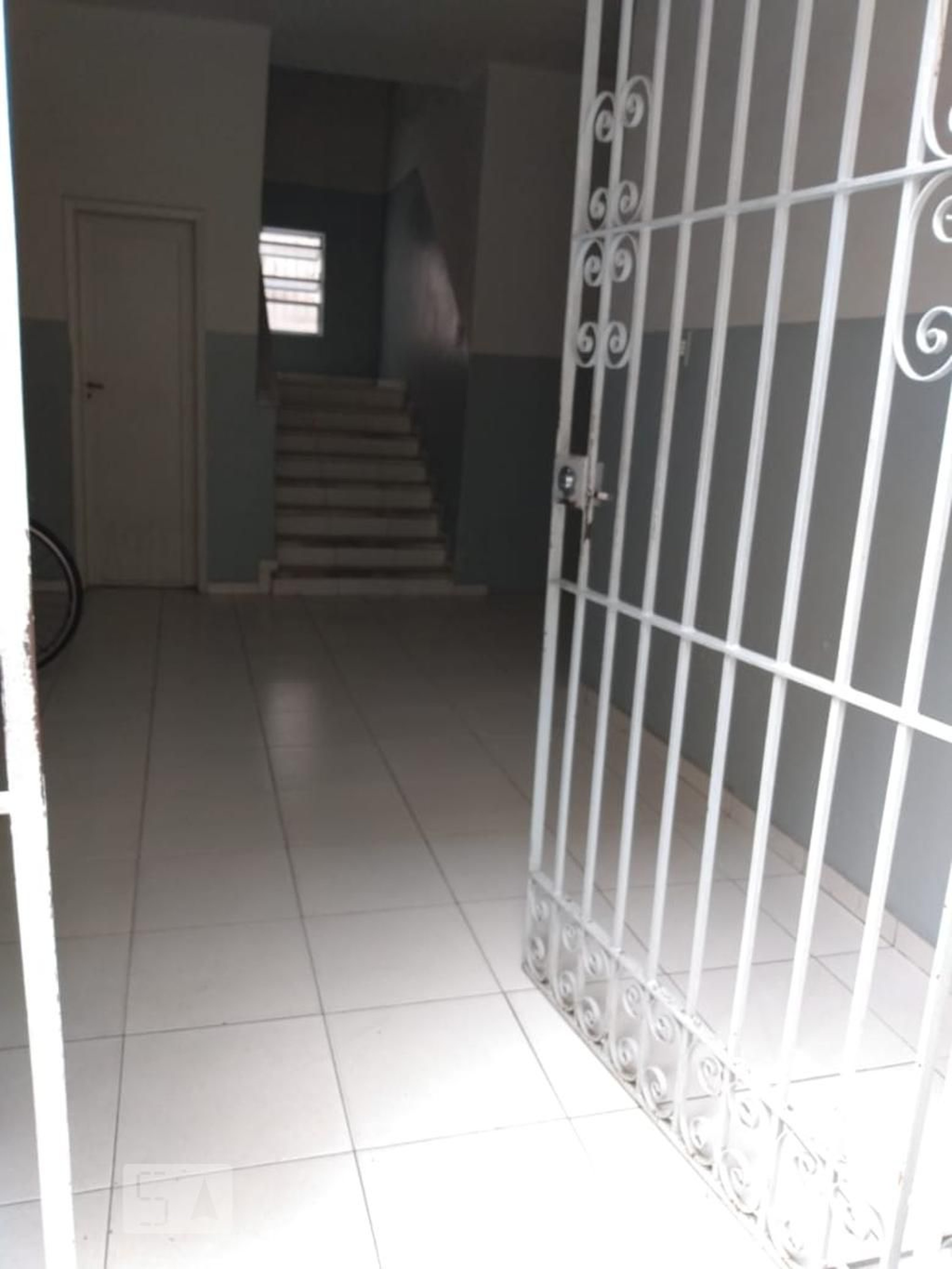 Hall de Entrada Condomínio em Rua Cambucá, 45