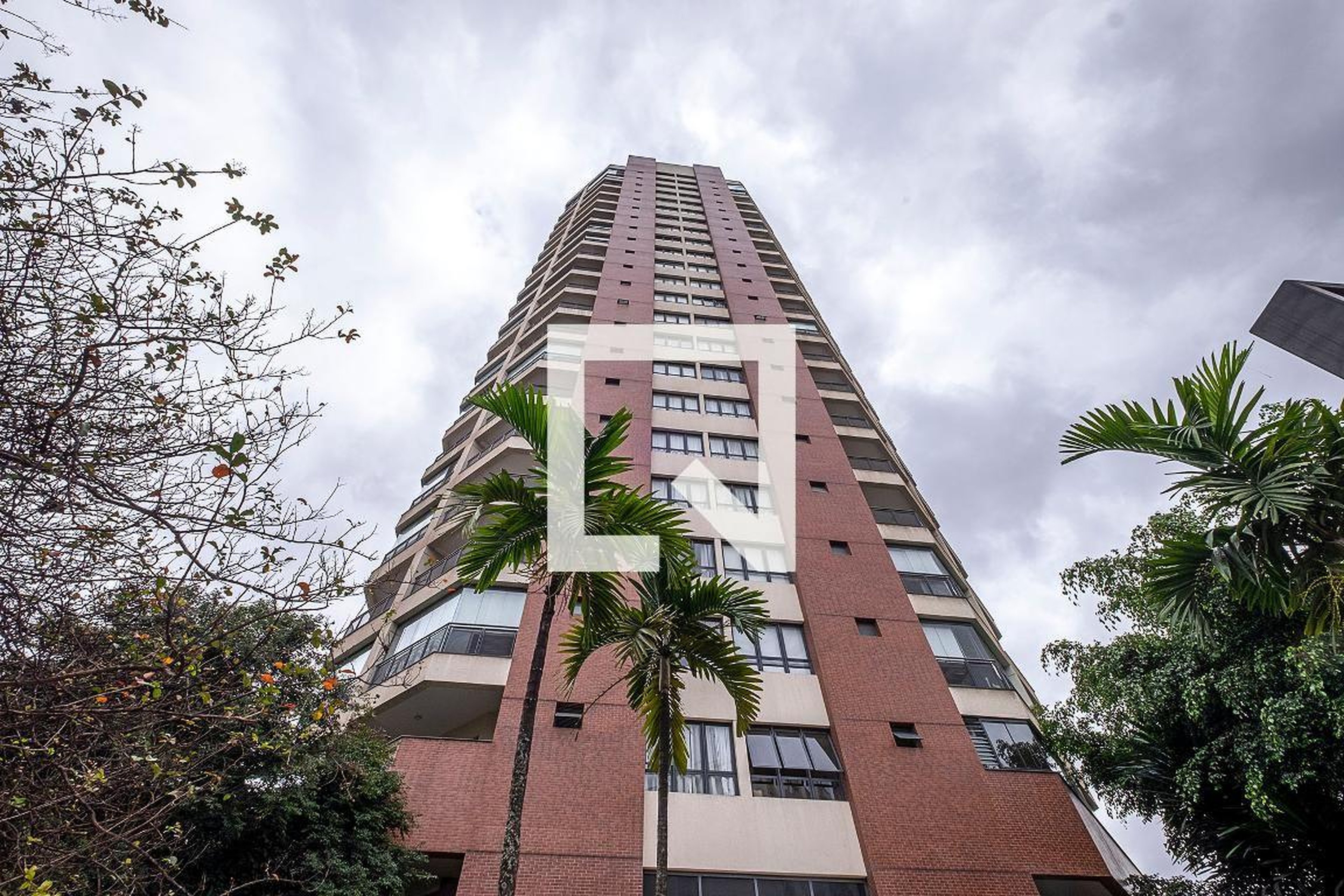 Fachada Condomínio Ape Pinheiros