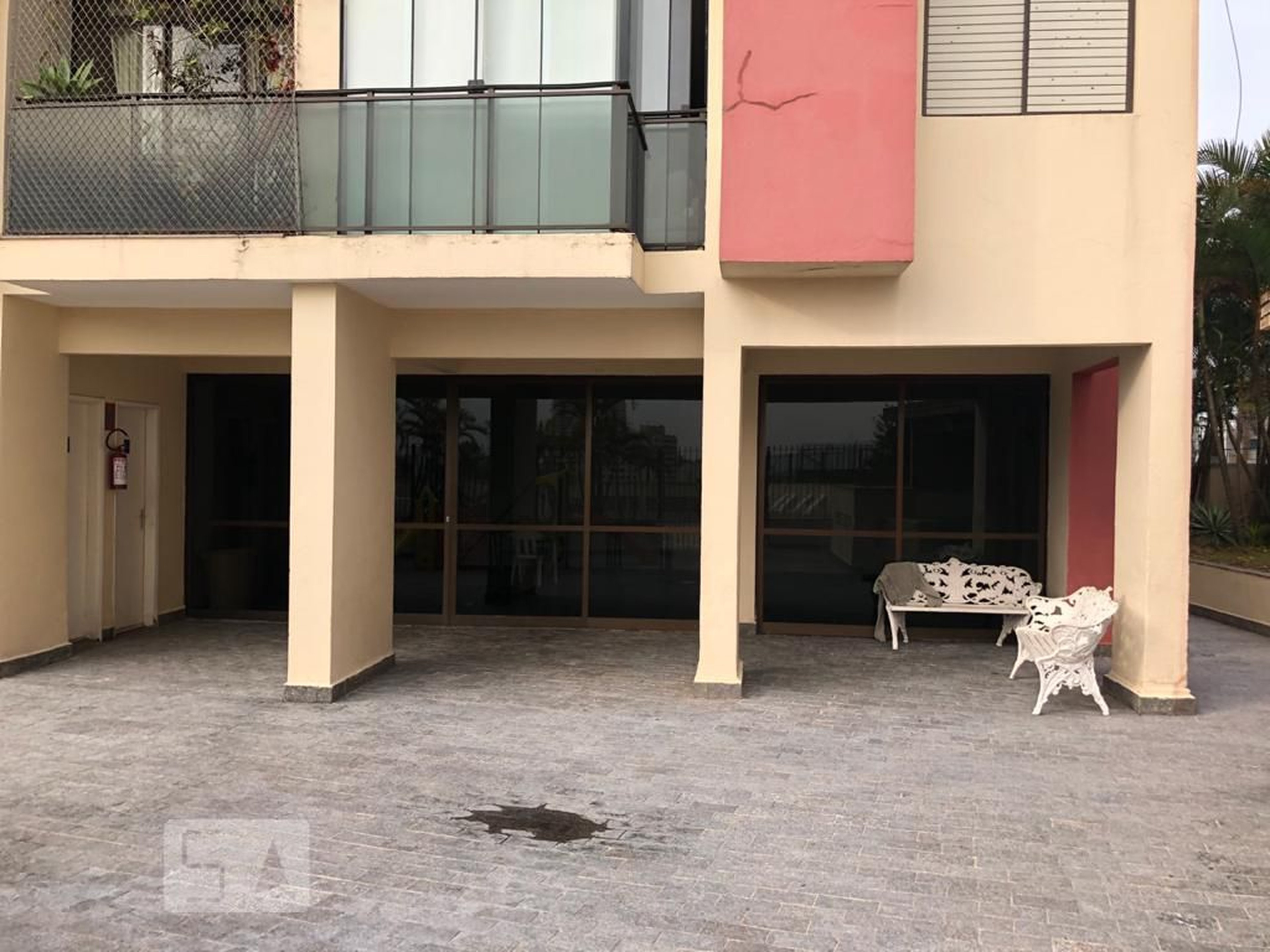 Entrada - Edifício Residencial das Colinas