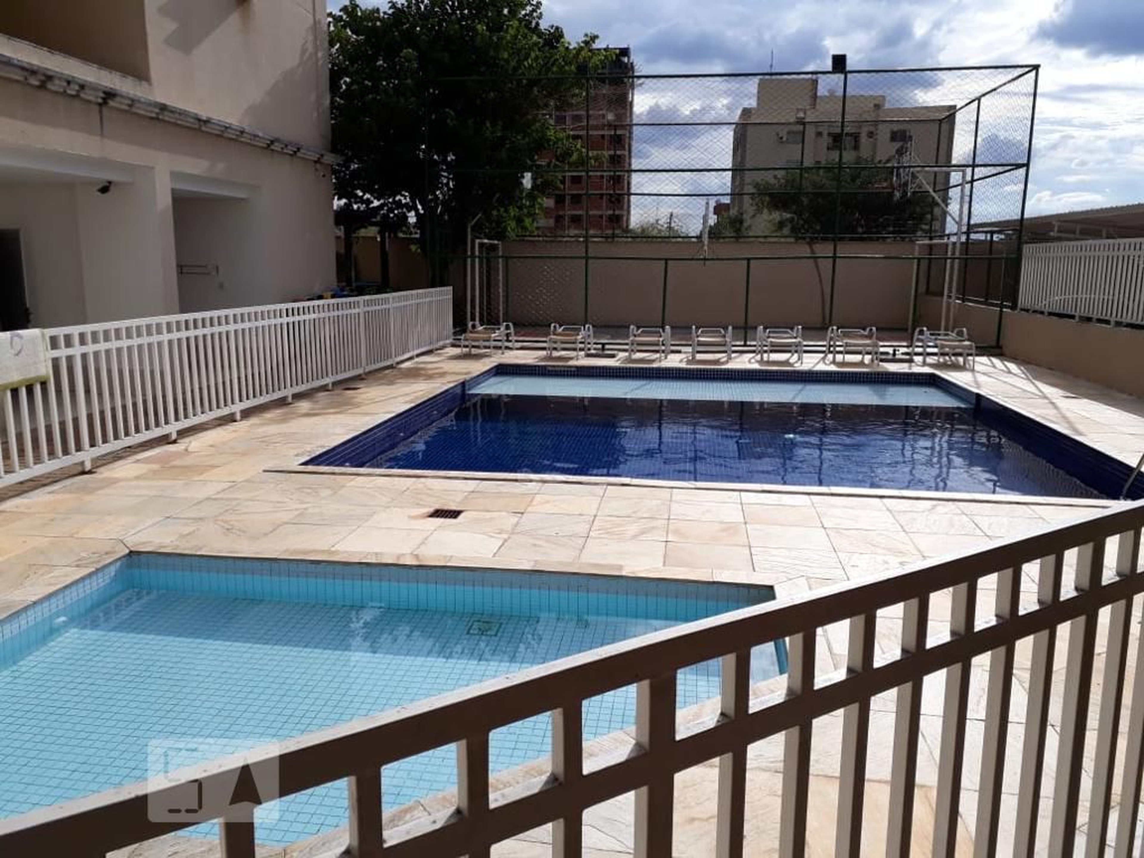 Piscina - Ilha das Flores