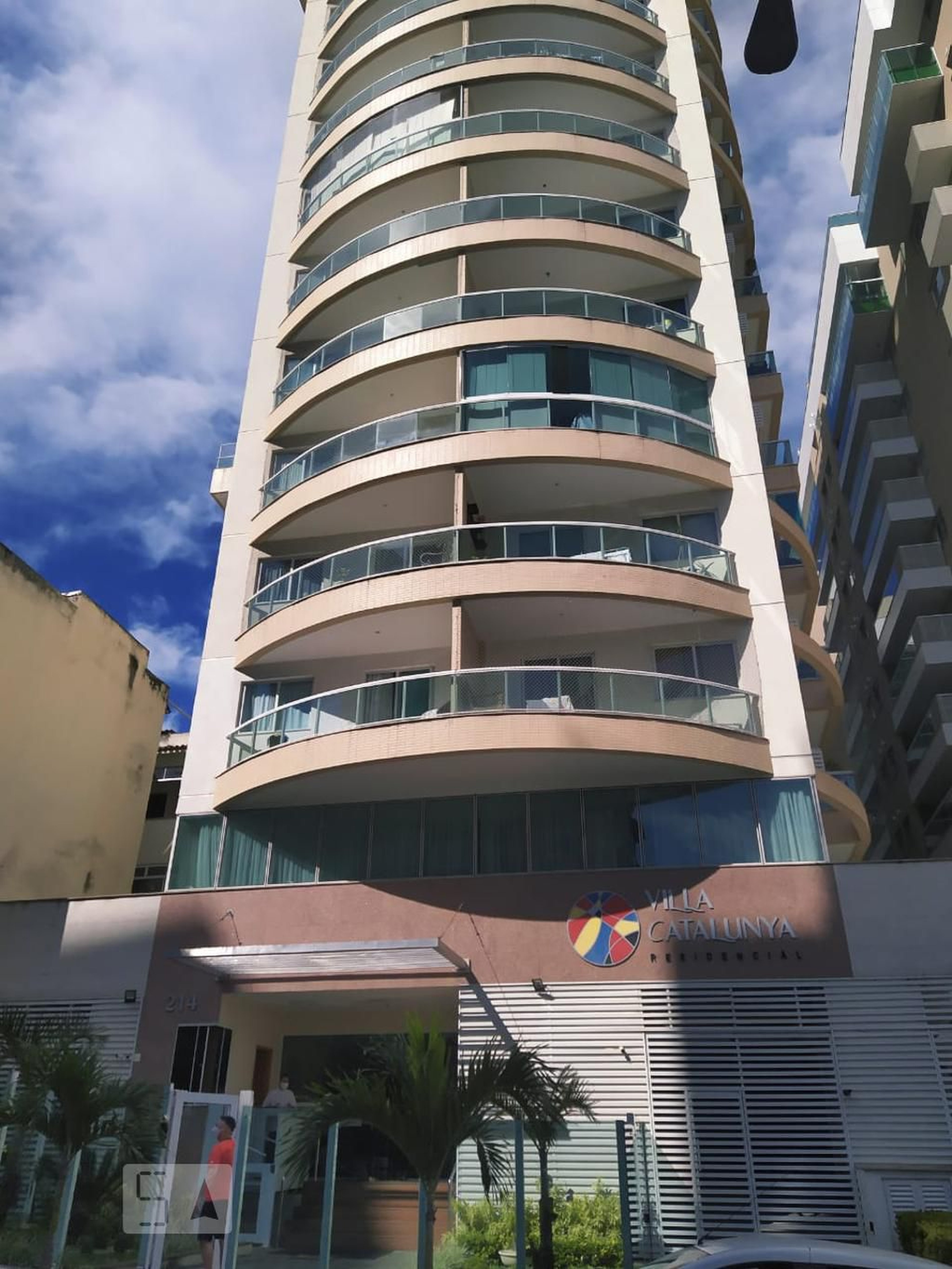 Fachada do Prédio Condomínio Villa Catalunya Residencial