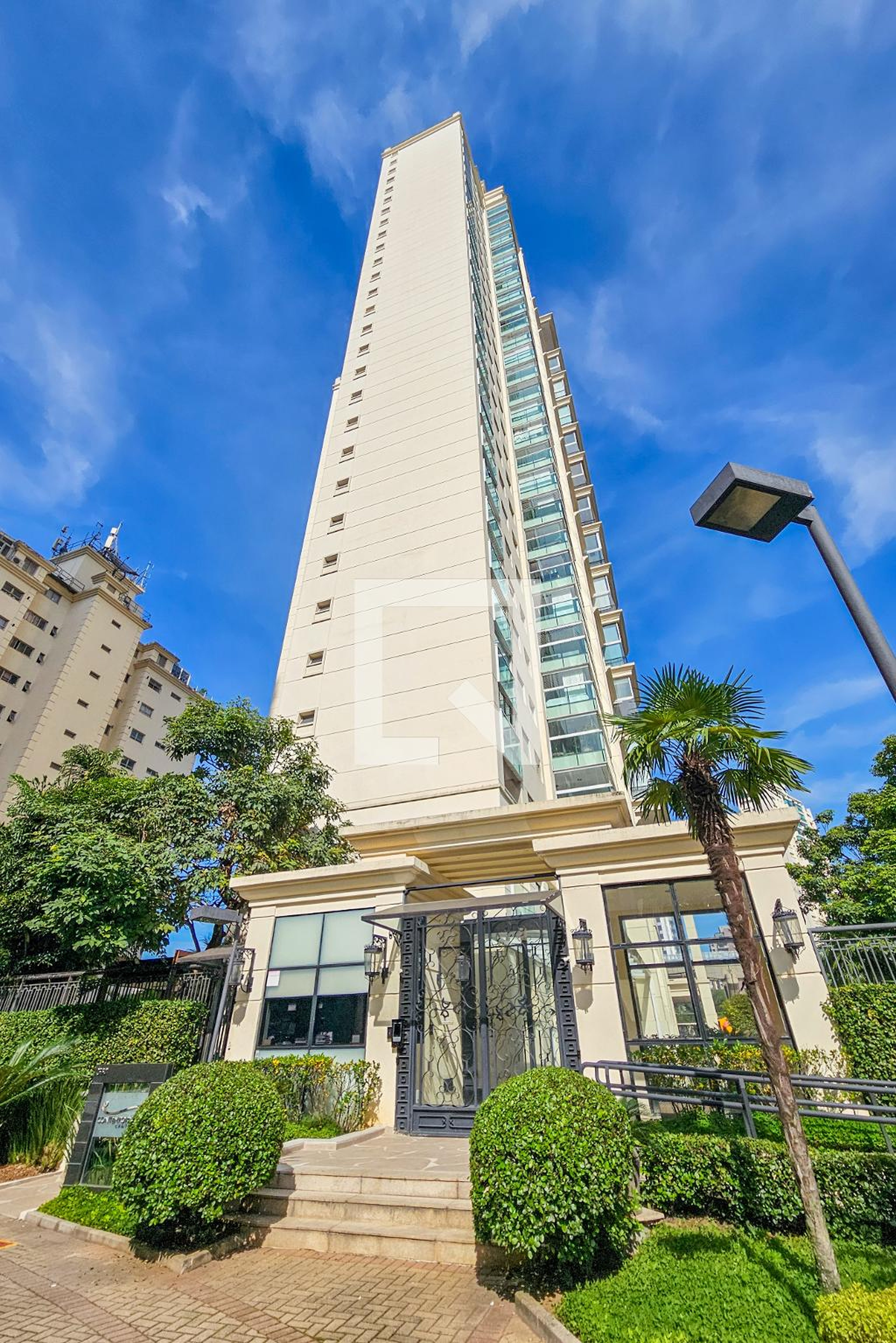 Fachada Condomínio Contemporâneo Campo Belo