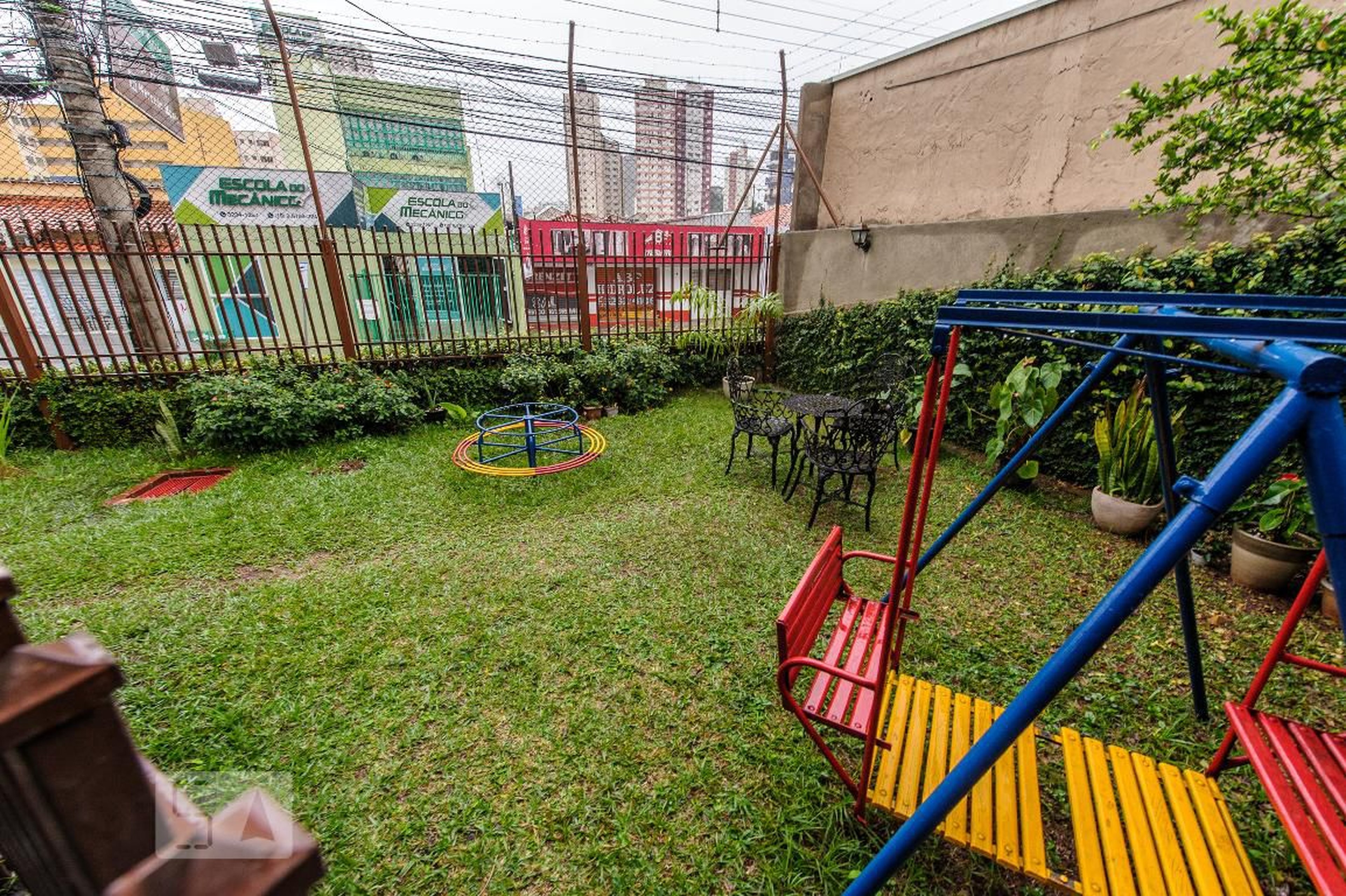 Playground - Versailles