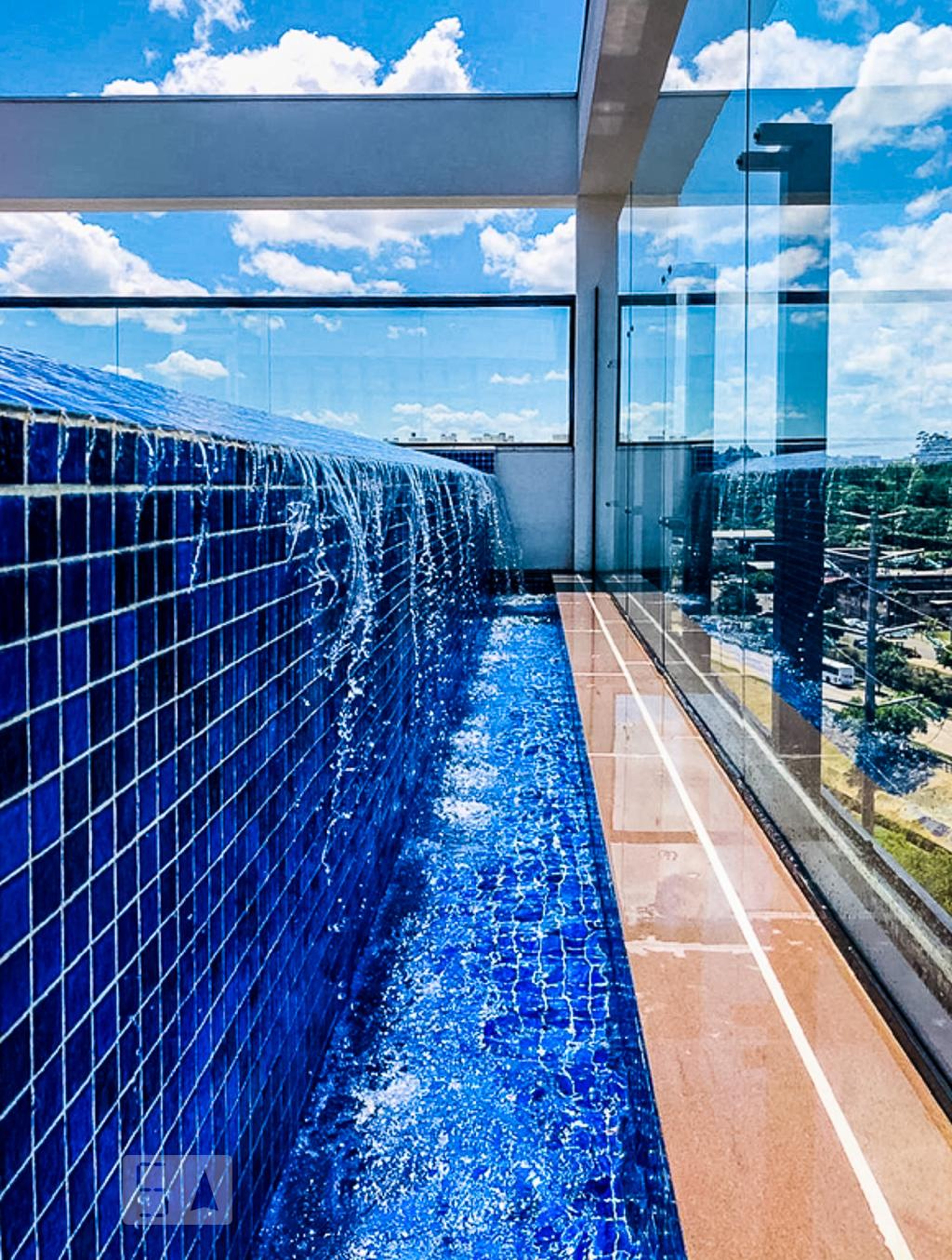 Piscina - Fly Design Studios