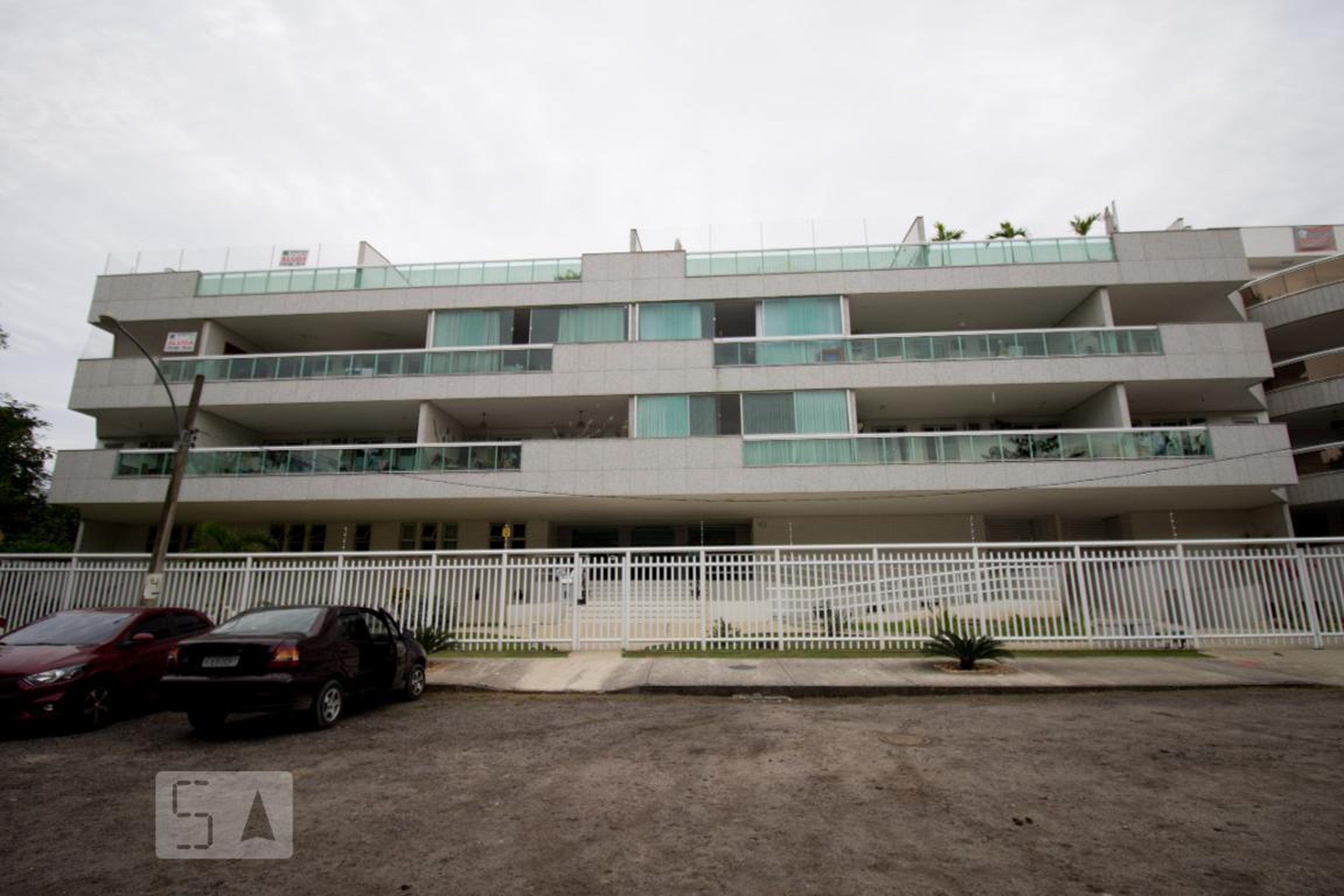 Fachada do Prédio Condomínio em Rua Henrique Stamile Coutinho, 45