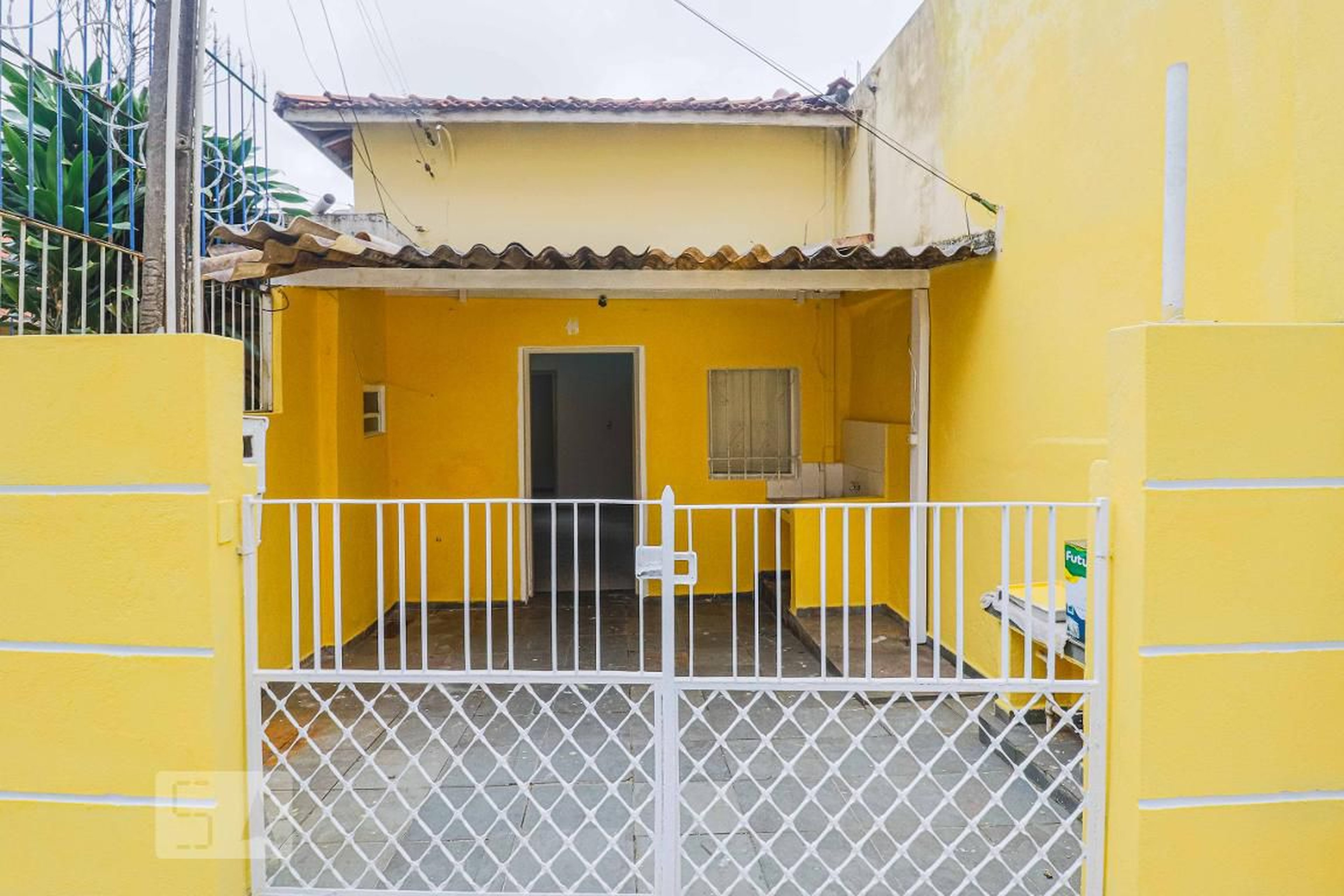 Fachada Condomínio em R. Juvenil, 11