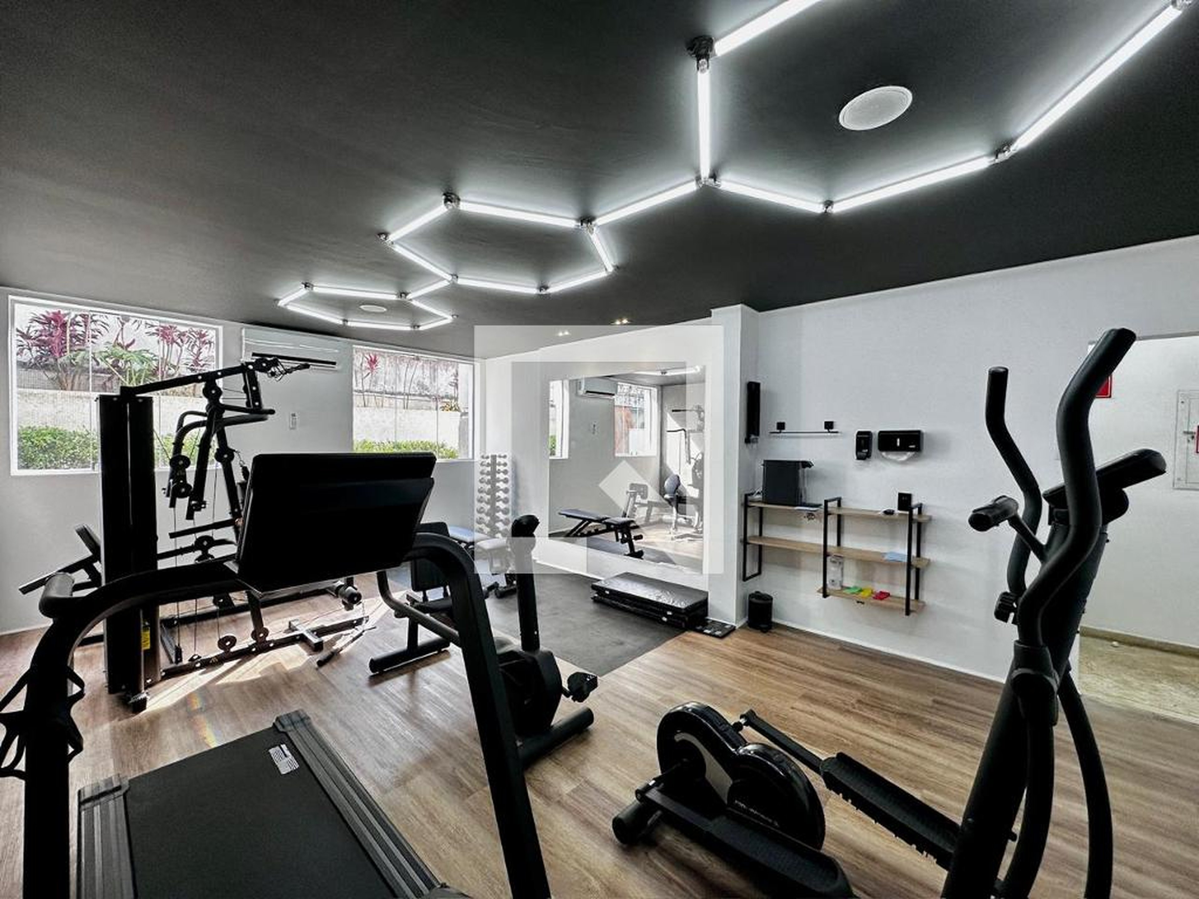 Academia - Ed. Maison frontgnan