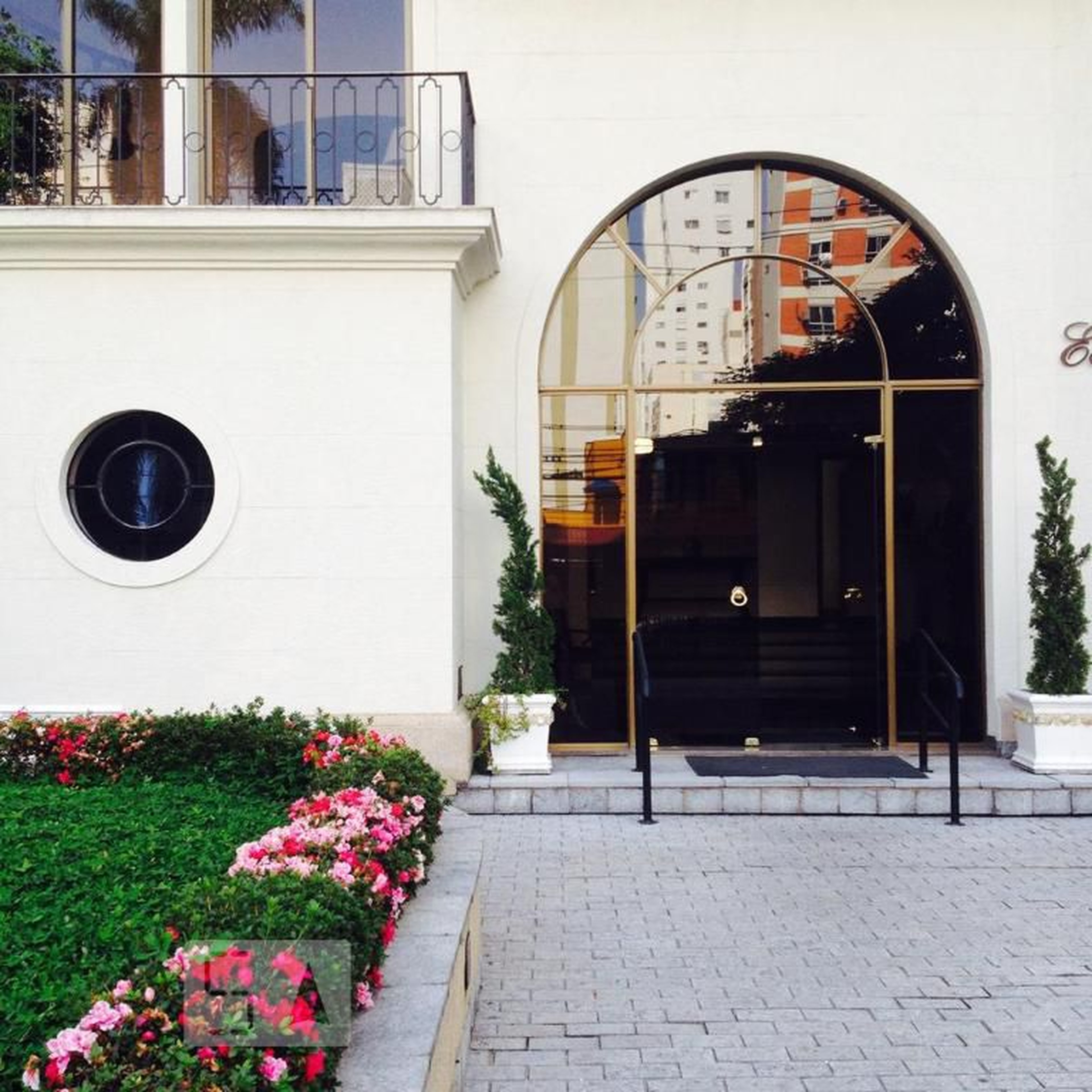 Fachada Condomínio Largo do Boticário