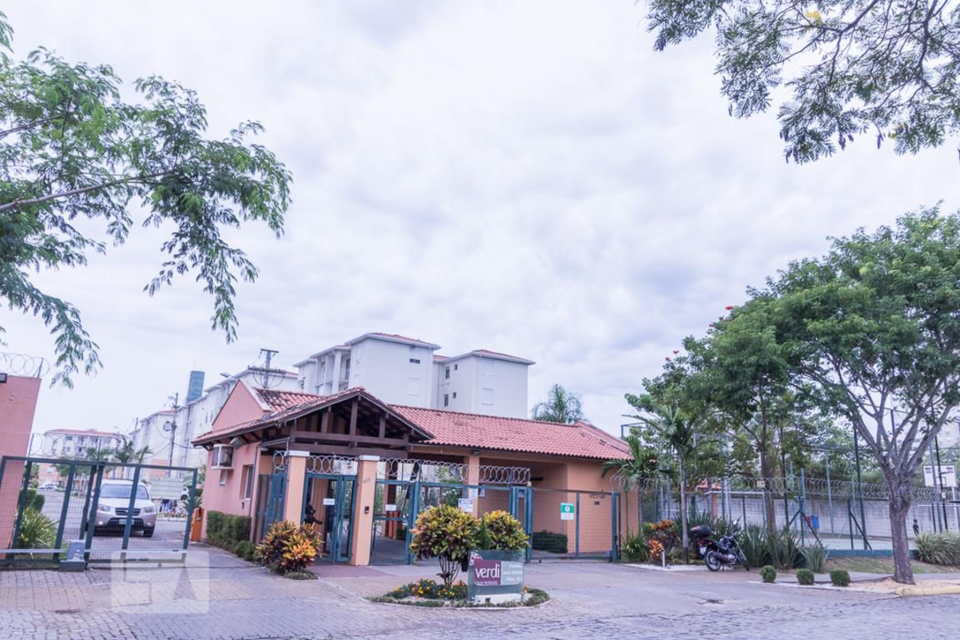 Fachada Condomínio em Avenida José Aloísio Filho, 441