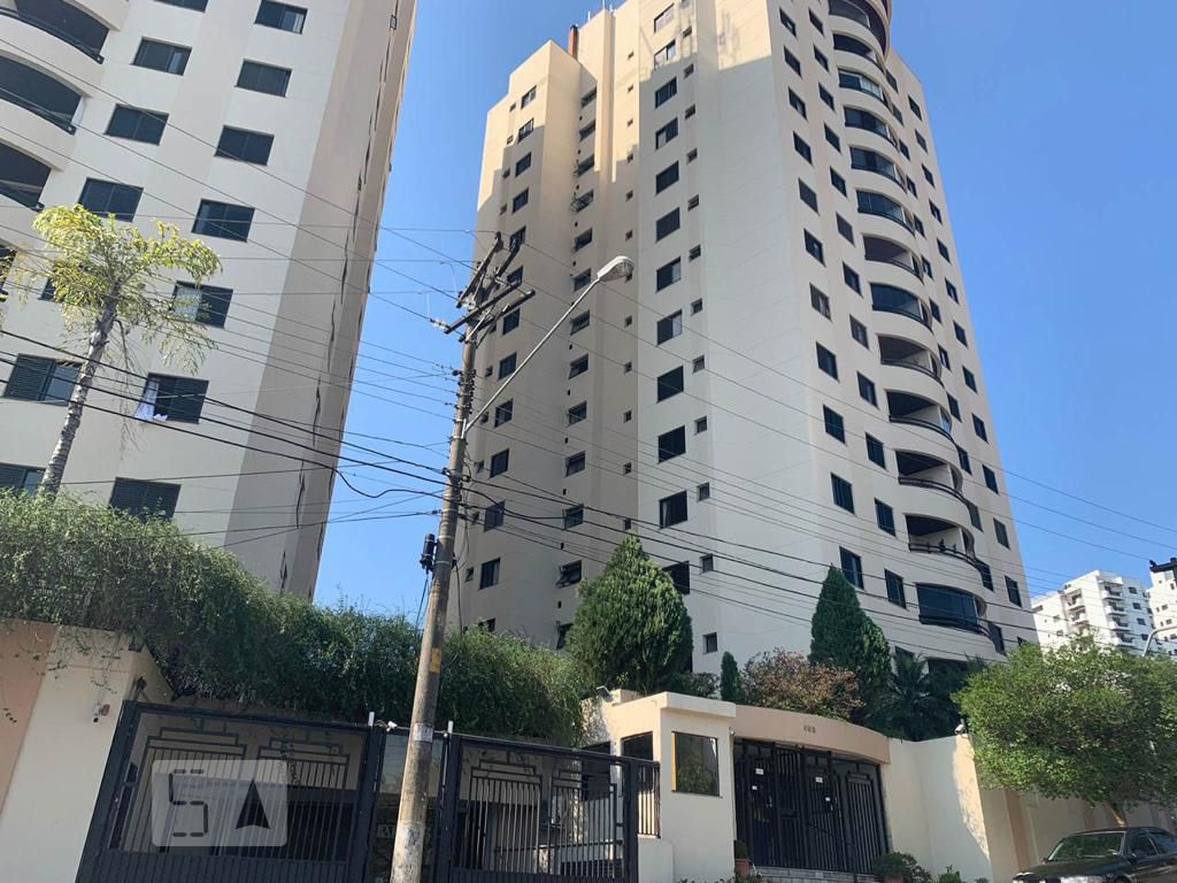 Fachada do Condomínio Condomínio Conjunto Residencial Portal Barcelos