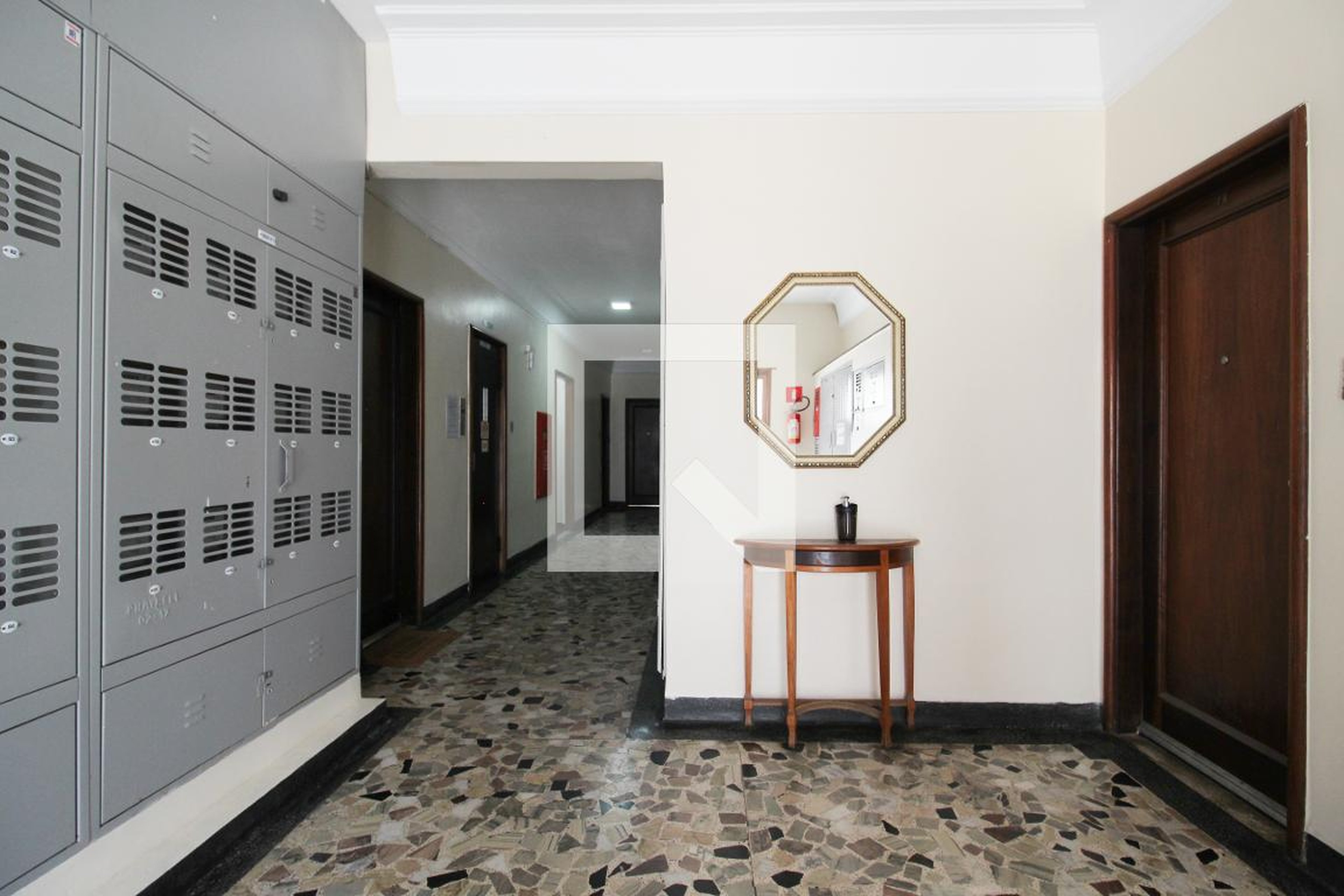 Hall - Edifício 16 de Abril