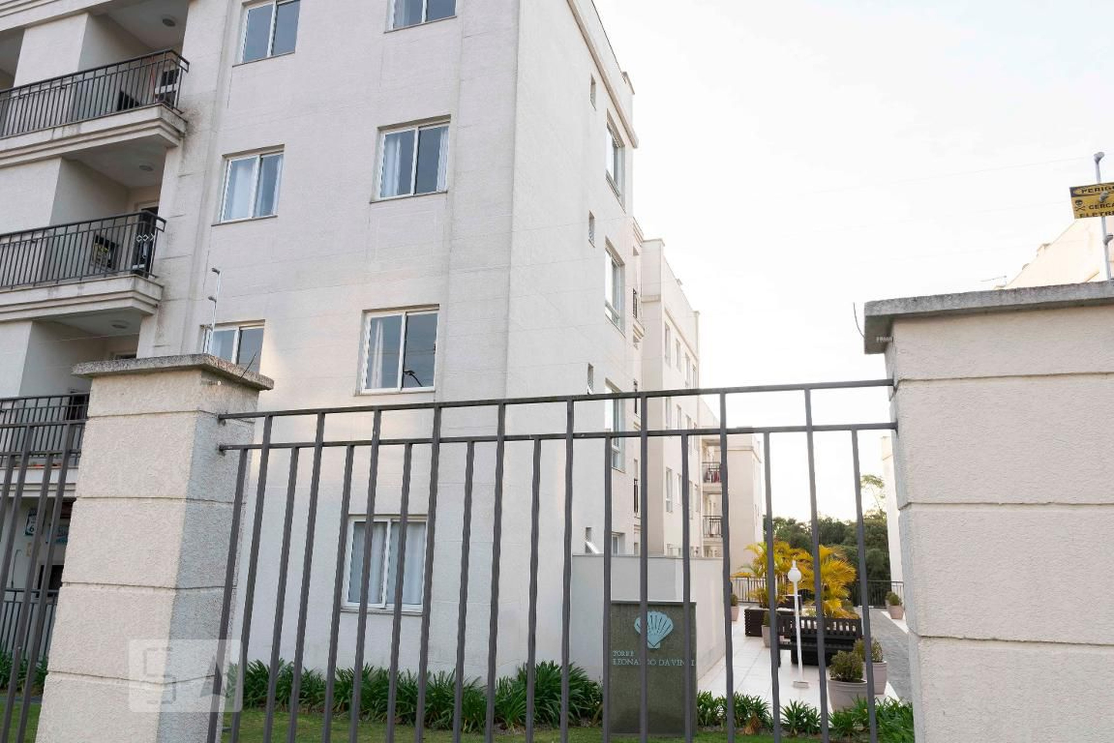 Fachada do Condomínio Condomínio Renascence Santa Cândida