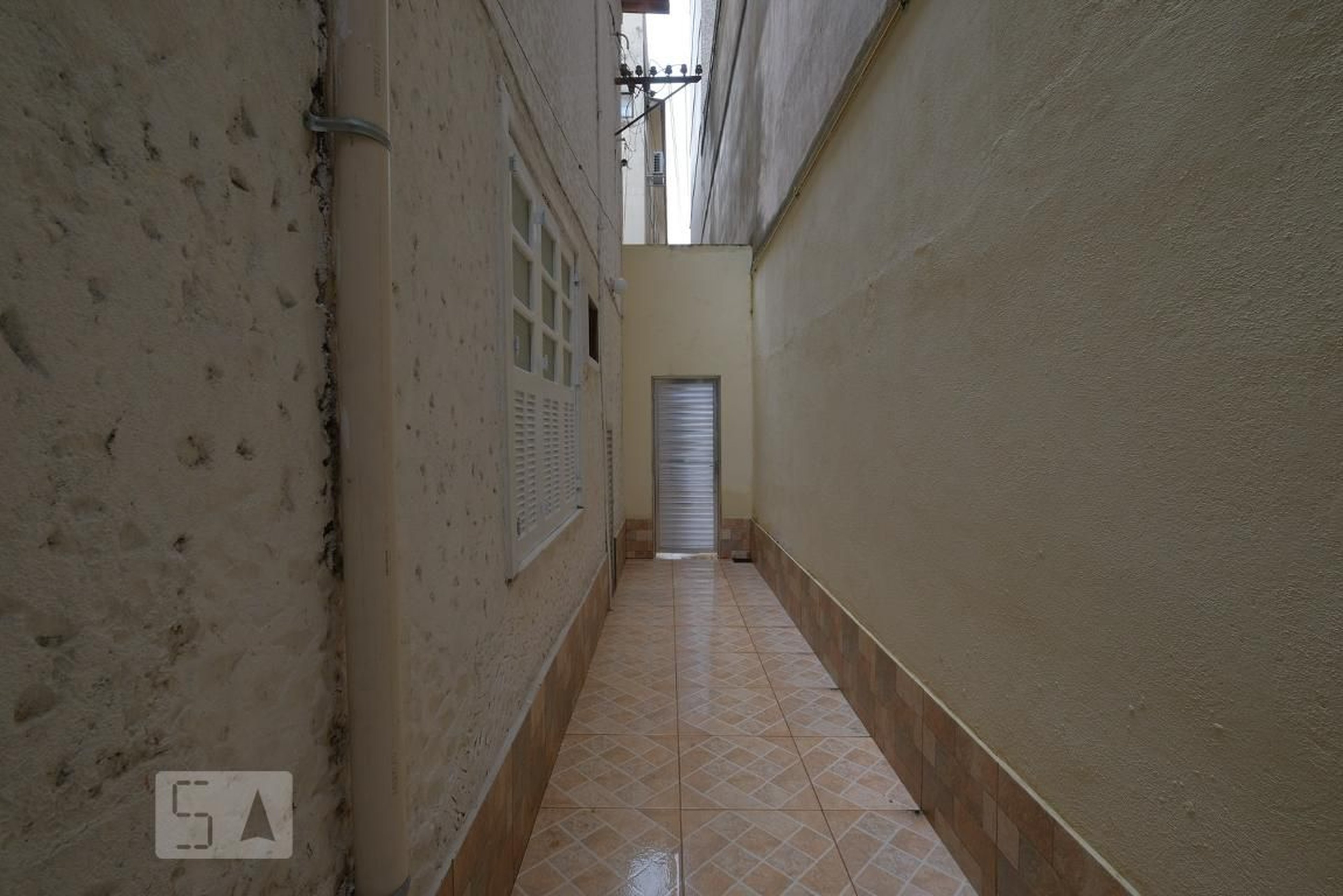 Área Externa Condomínio em Rua Campinas, 200