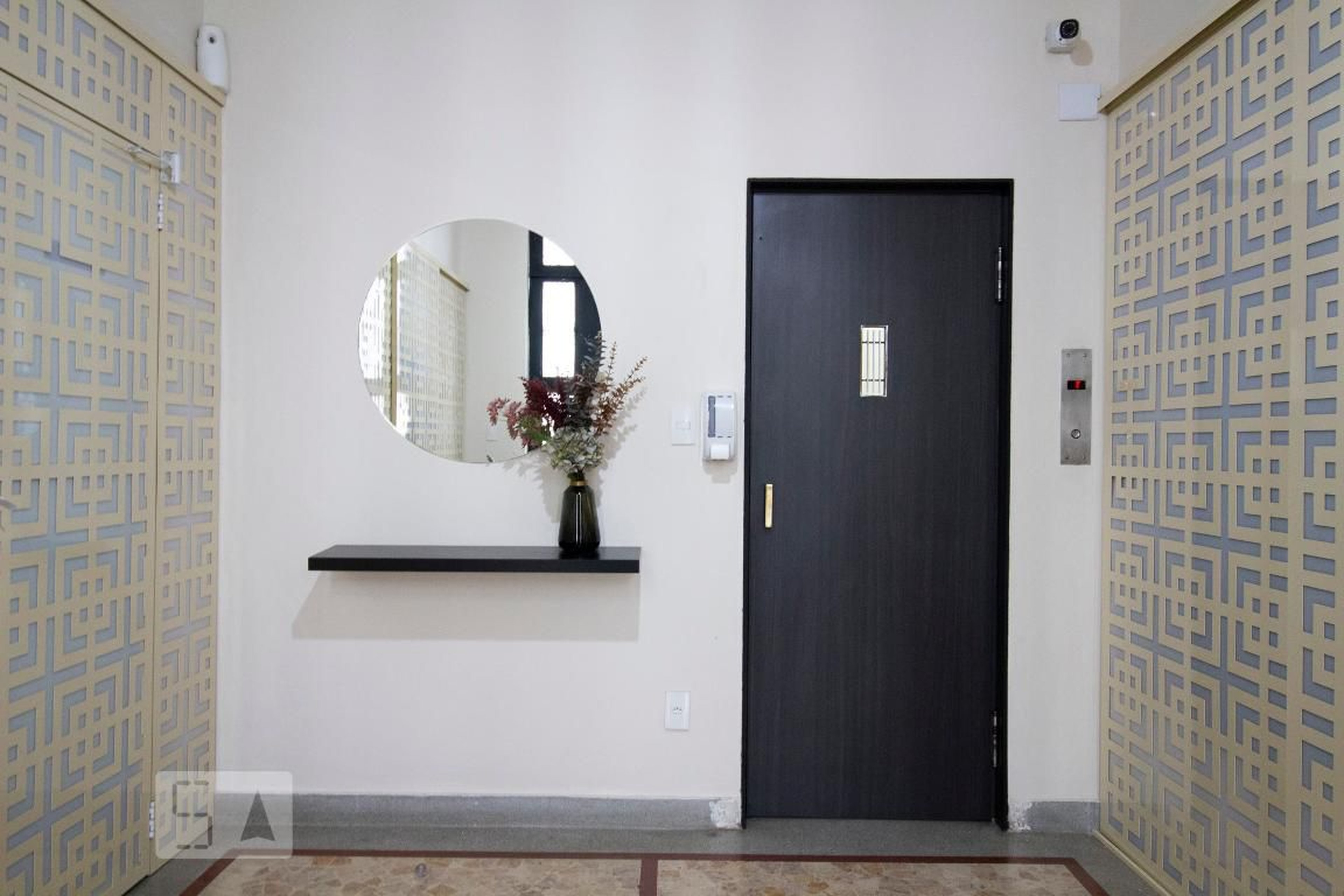 Hall do prédio - Turiassu 205