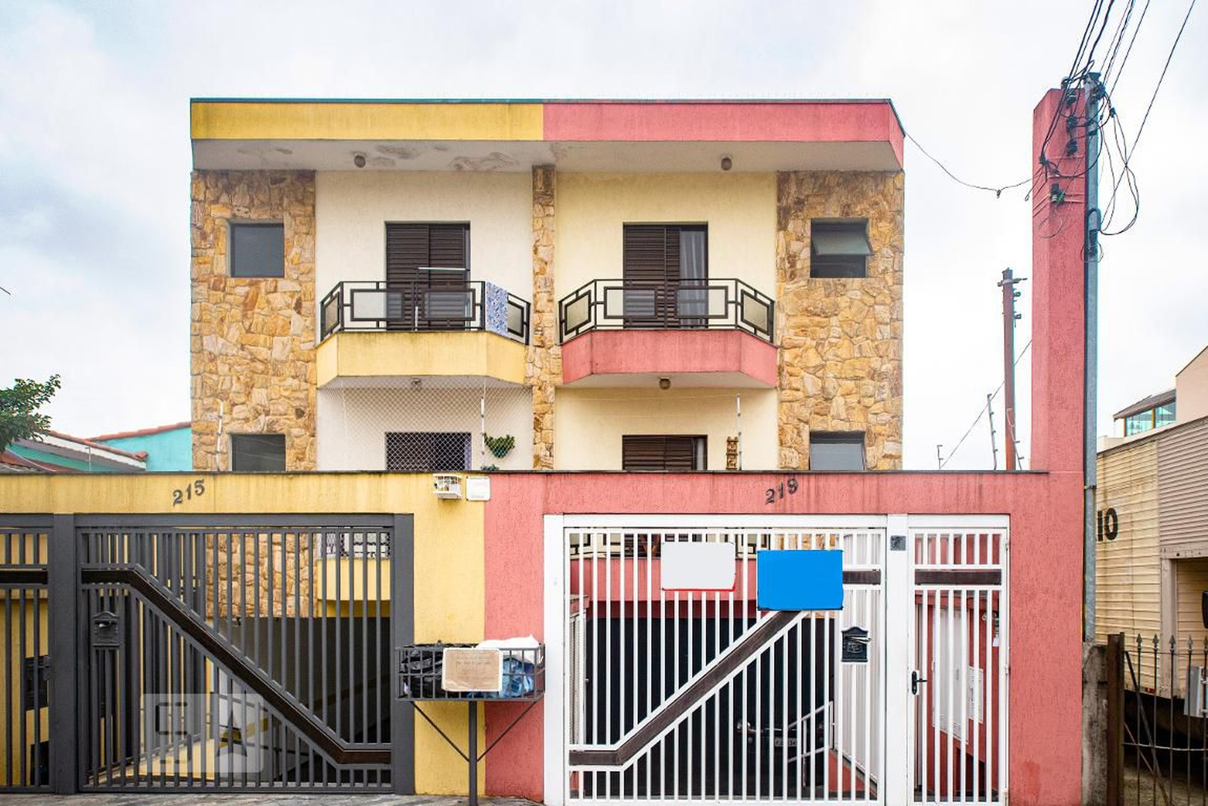 Fachada Condomínio em Rua Itália, 219