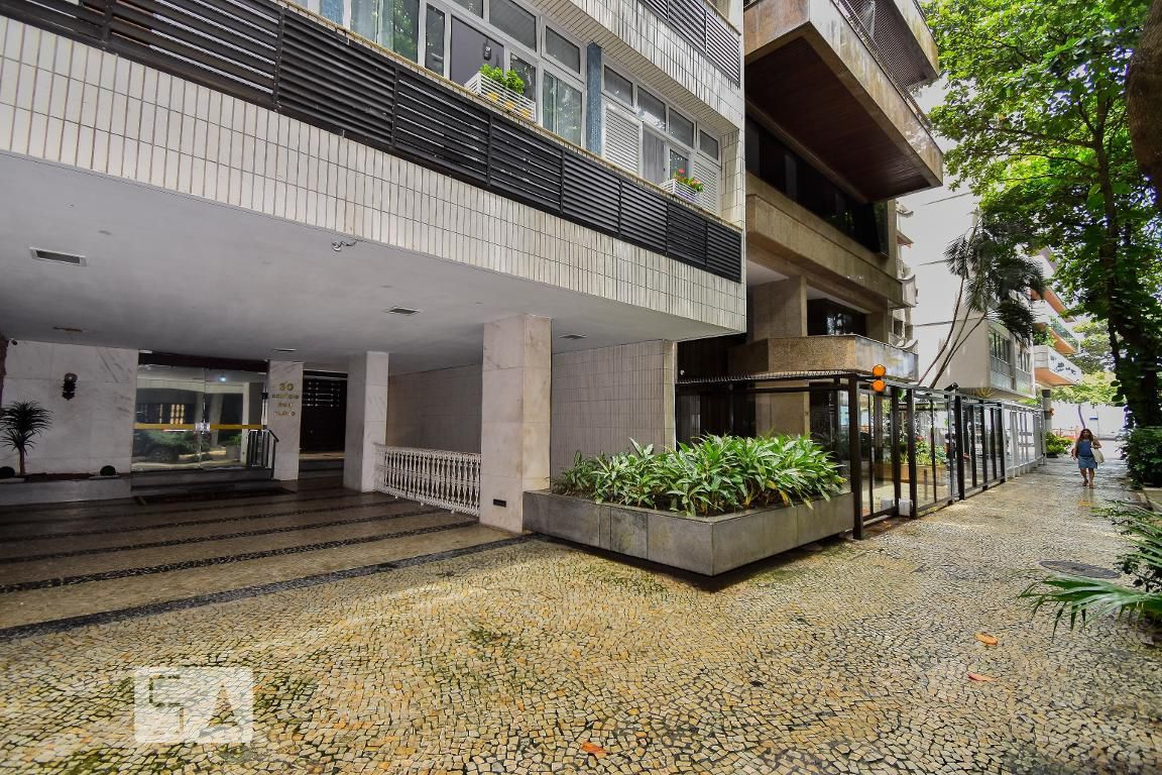 Fachada Edifício Dom Flávio