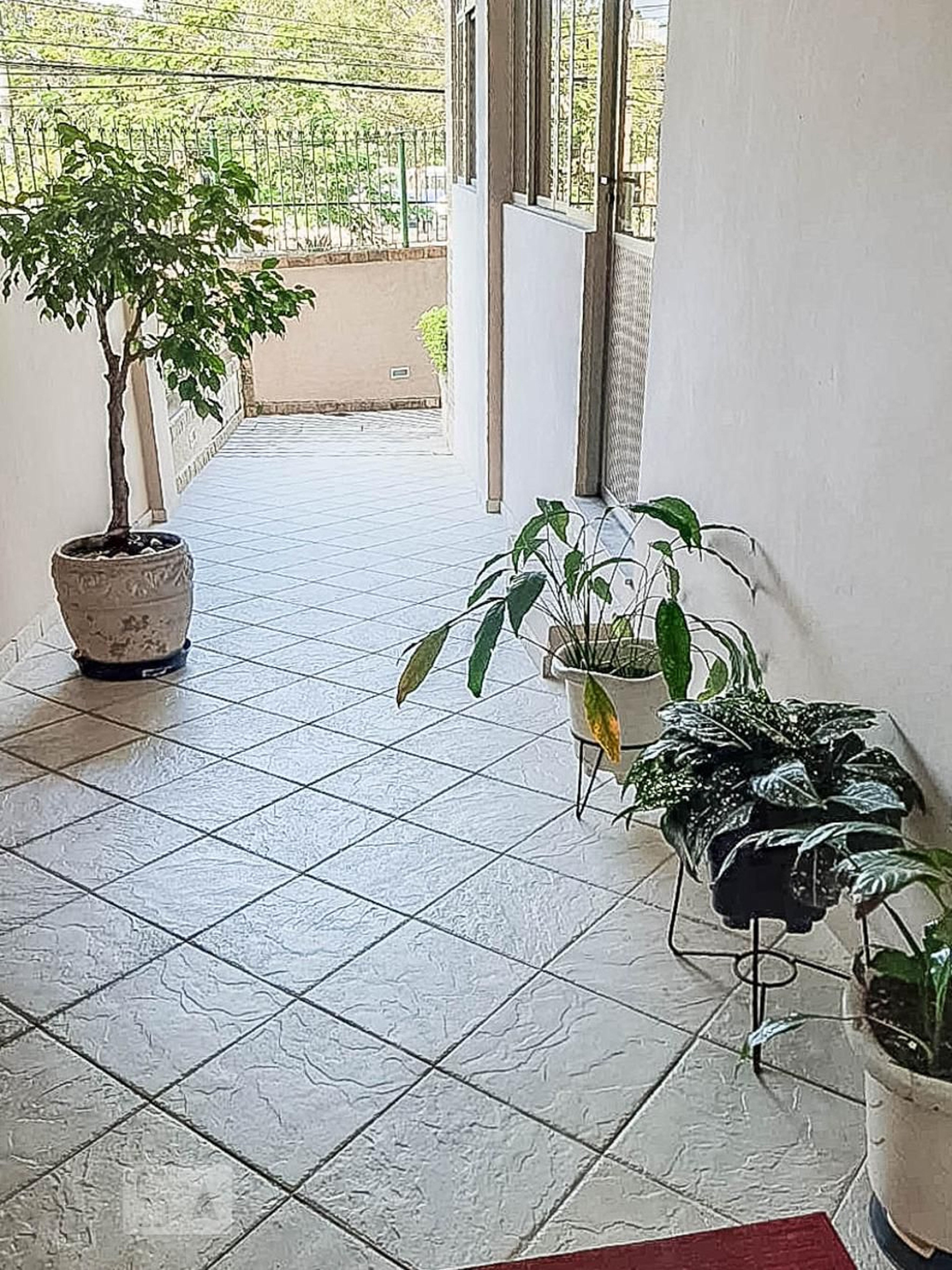 Entrada do prédio Condomínio Ponta da Ribeira